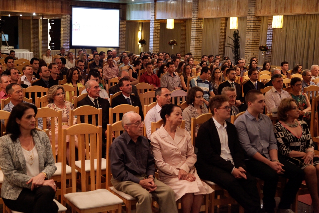 Publico presente na Sessão Solene em Homenagem aos 30 anos de Fundação do SICOOB CREDIAU-SC em Concórdia  Foto Carlos Kilian/Agência AL