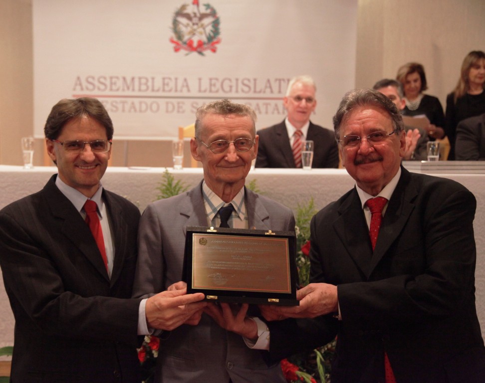 Sessão Solene em Homenagem aos 30 anos de Fundação do SICOOB CREDIAU-SC em Concórdia    Foto Carlos Kilian/Agência AL