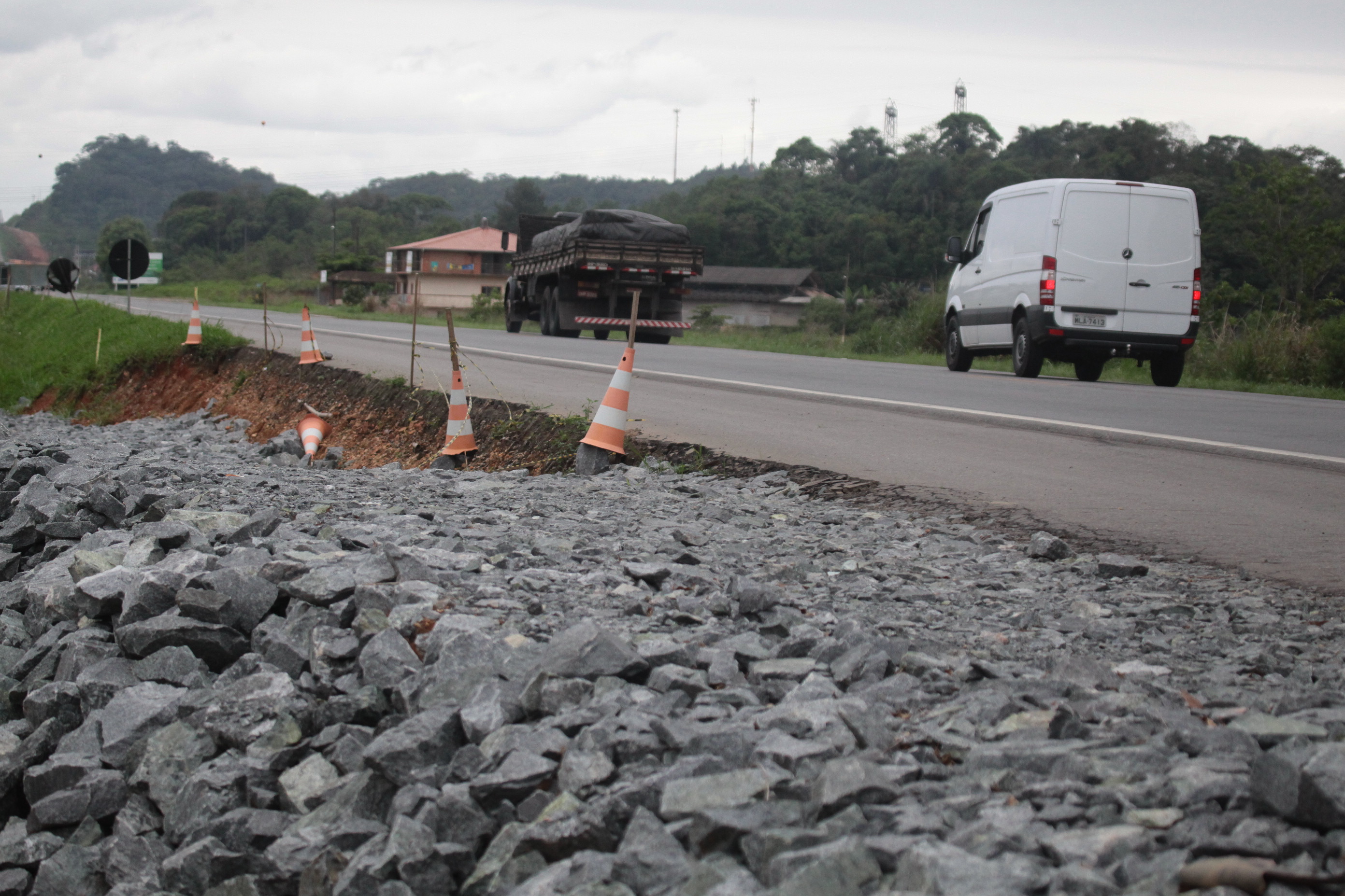 Obras de duplicação da BR-280. Fotos: Miriam Zomer/Agência AL