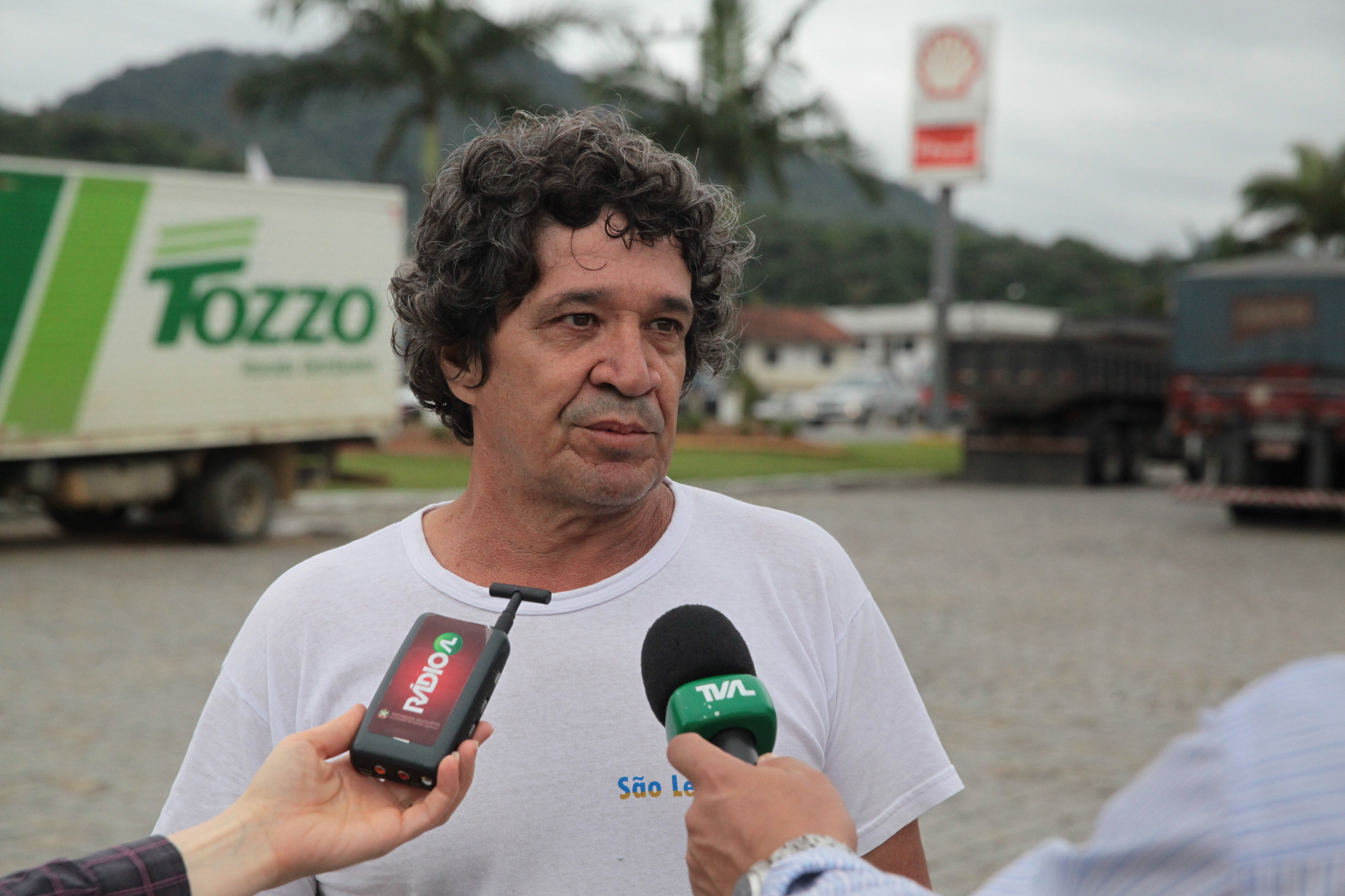 Luiz Fernandes, motorista autônomo. Fotos: Miriam Zomer/Agência AL