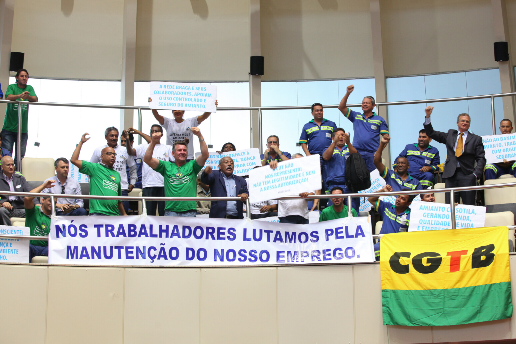 Polêmica marcou reunião. FOTOS: Juliana Stadnik/Agência AL