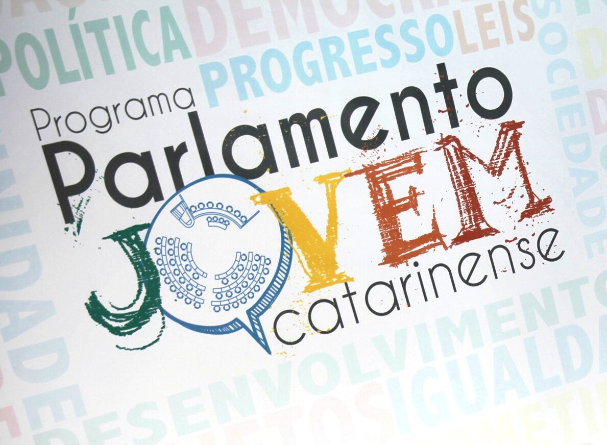 Deputados do Parlamento Jovem aprovam 28 matérias na CCJ