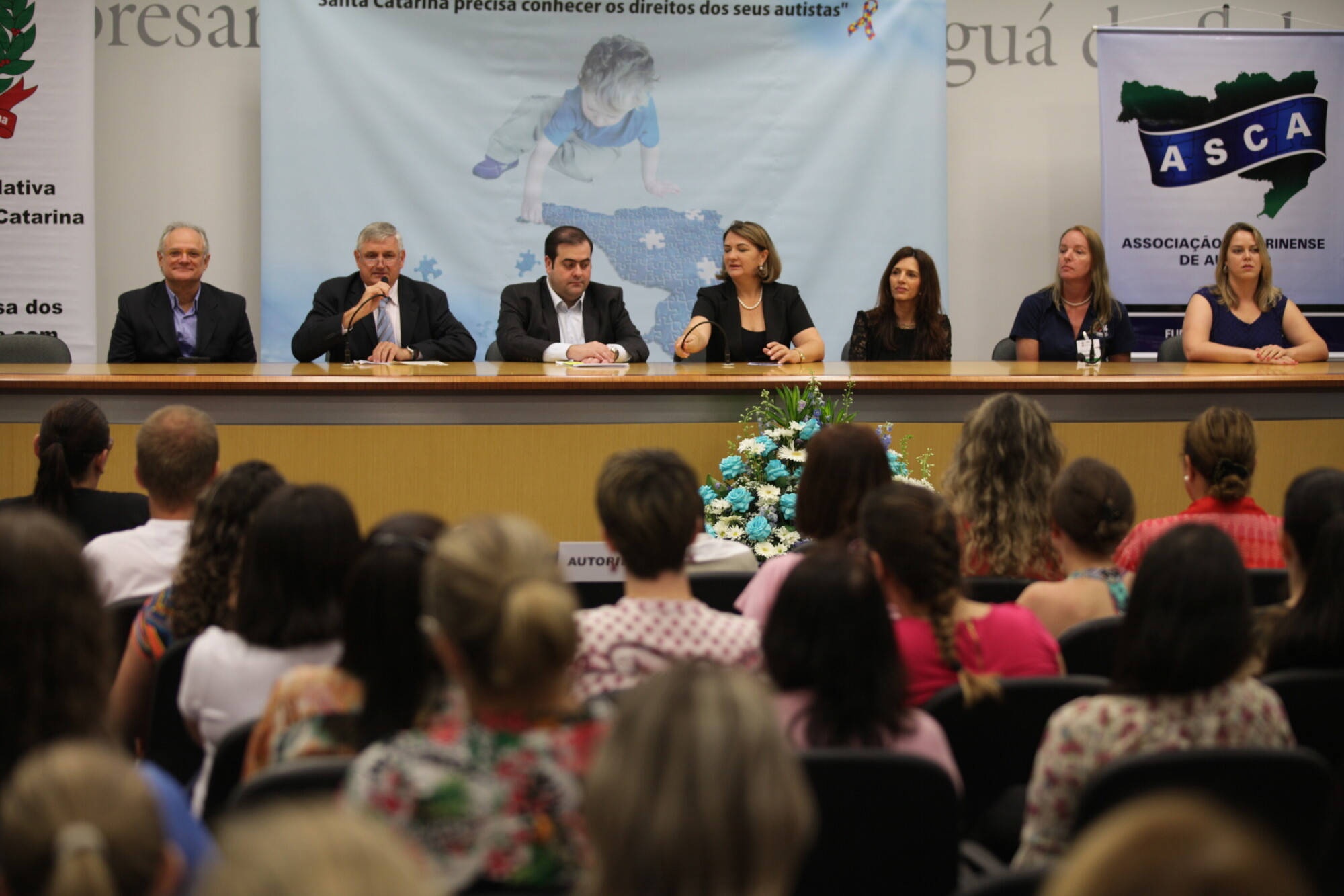 Evento busca ampliar a inclusão das pessoas com espectro autista. FOTO: Solon Soares/Agência AL