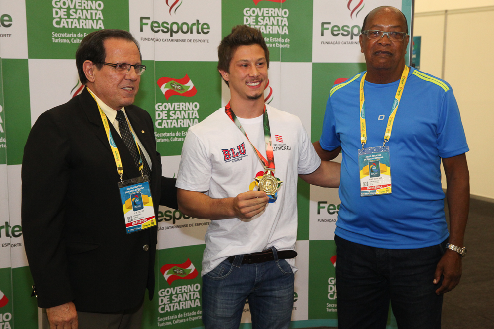 54º JASC - Premiação de Gabriel Dias como Atleta Destaque - Ginástica Artística - Foto: Juliana Stadnik / Agência AL