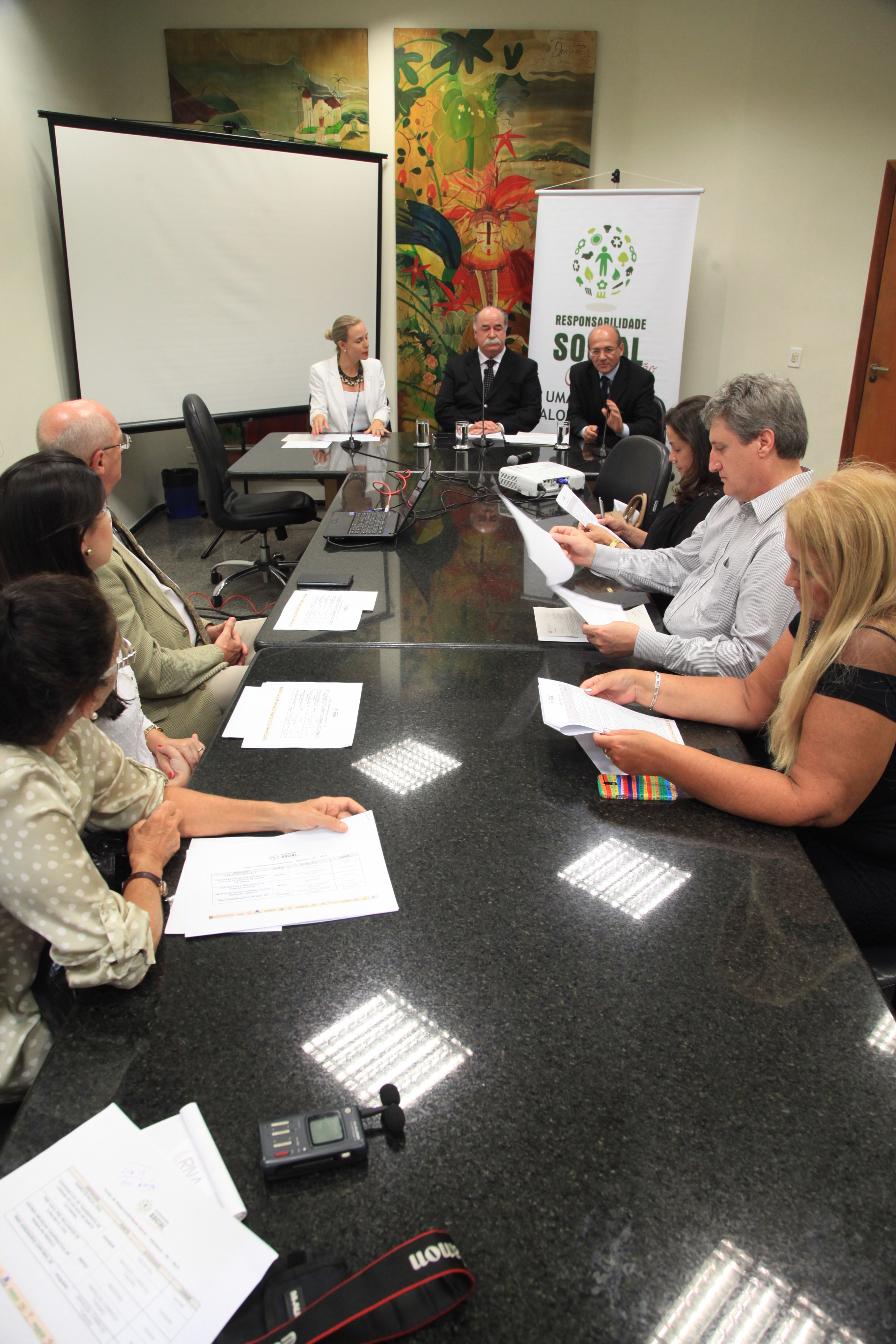 Divulgação das Empresas que receberão o Certificado de Responsabilidade Social. Foto: Carlos Kilian/Agência AL