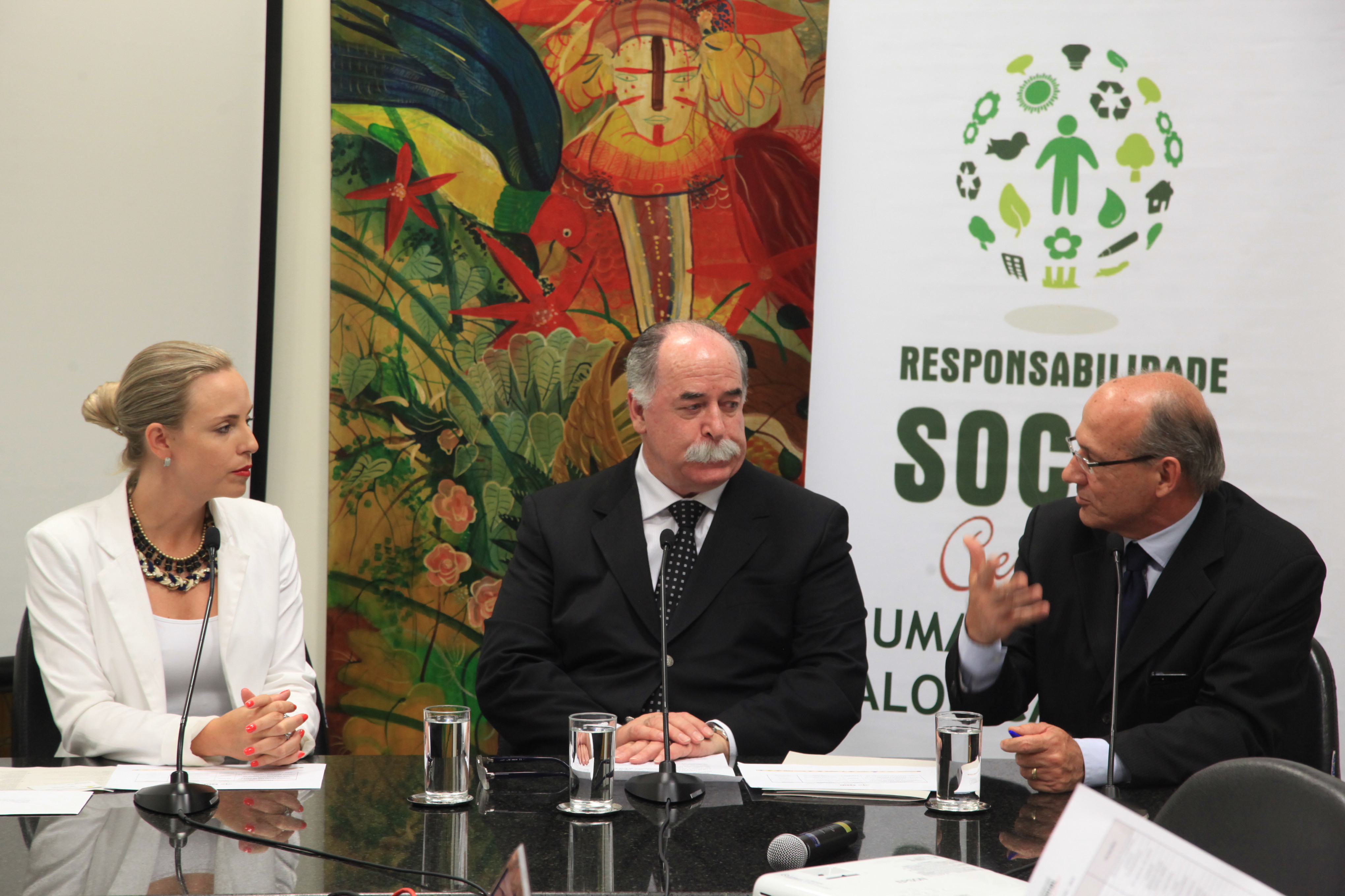 Divulgação das Empresas que receberão o Certificado de Responsabilidade Social. Foto: Carlos Kilian/Agência AL