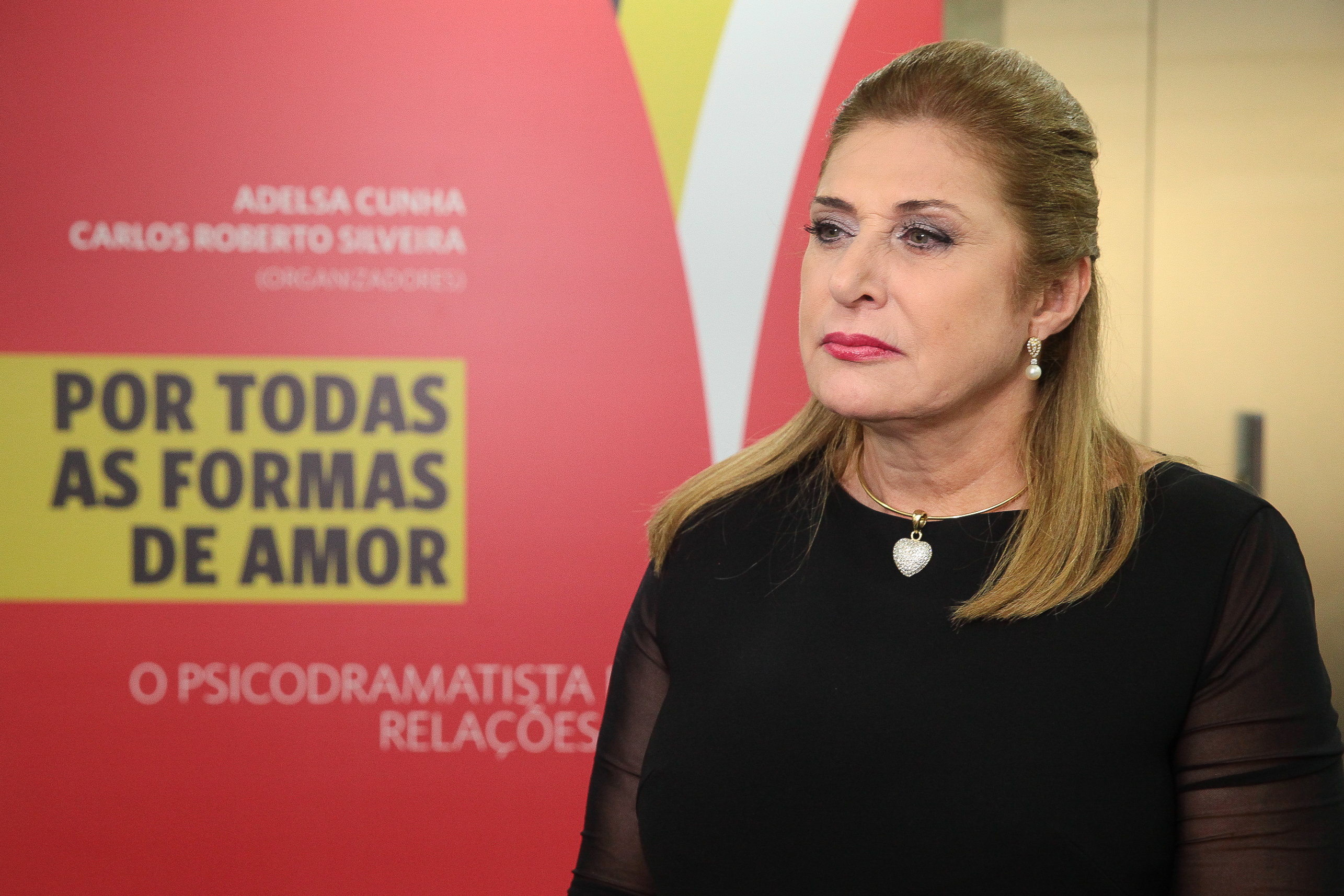 Adelsa Cunha. Lançamento do Livro Por todas as formas de Amor - O Psicodramatista Diante das Relações Amorosas. Fotos: Miriam Zomer/Agência AL