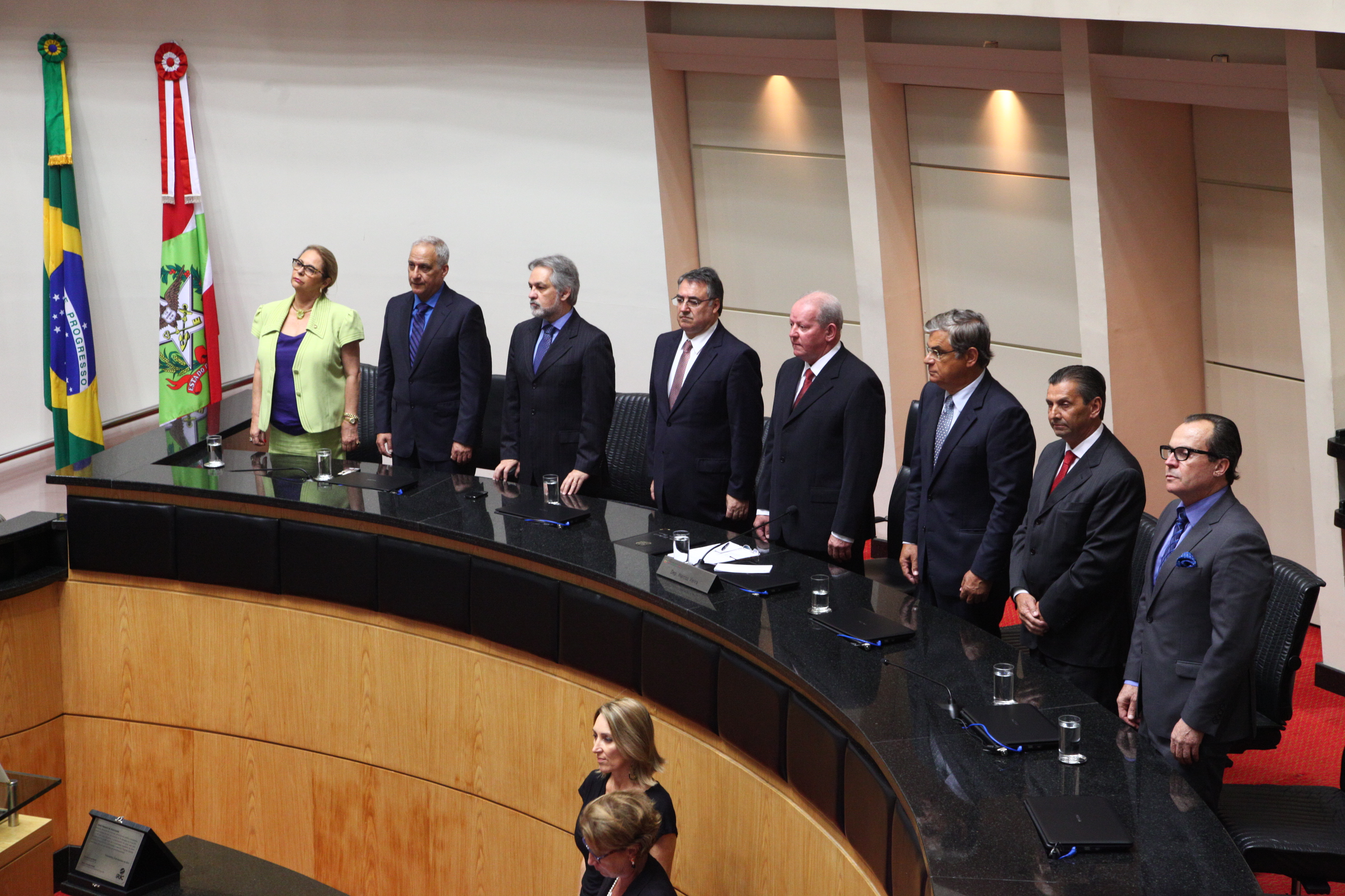 Sessão Solene - Concessão de Título de Cidadão Catarinense ao Senho Derly Massaud da Anunciação