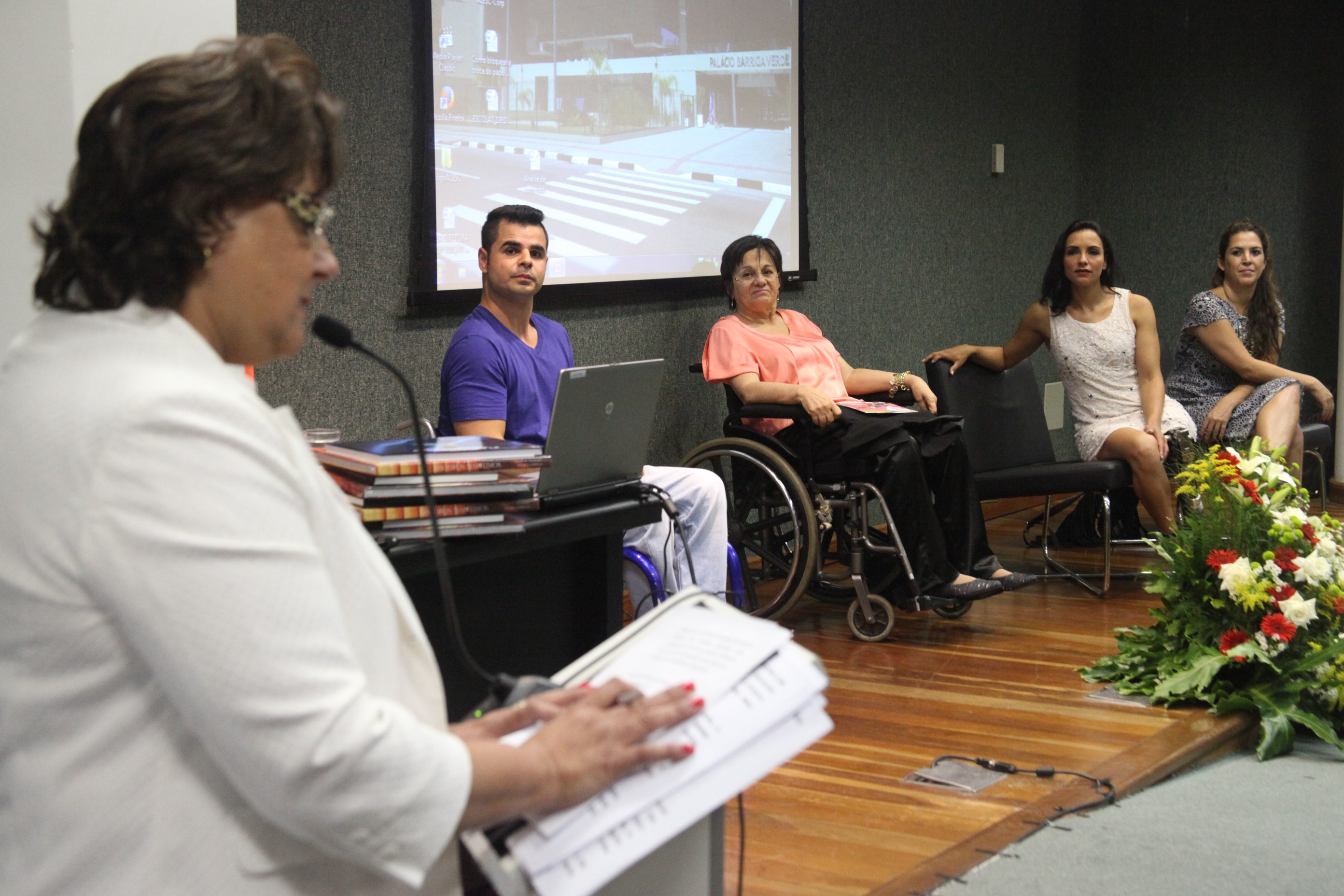 Pessoa com deficiência - olhar sobre a Lei Maria da Penha. Foto: Fábio Queiroz / Agência AL