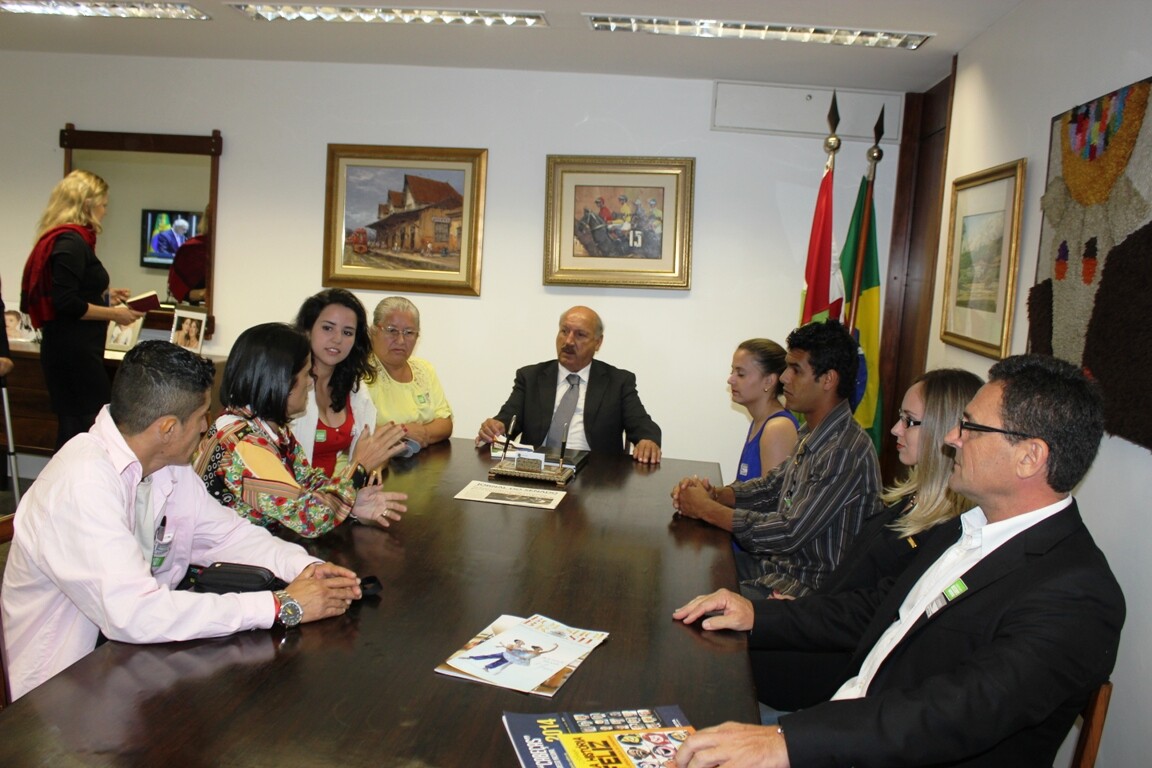 Senador falou sobre o “Opine sobre Projetos”, projeto do qual foi relator