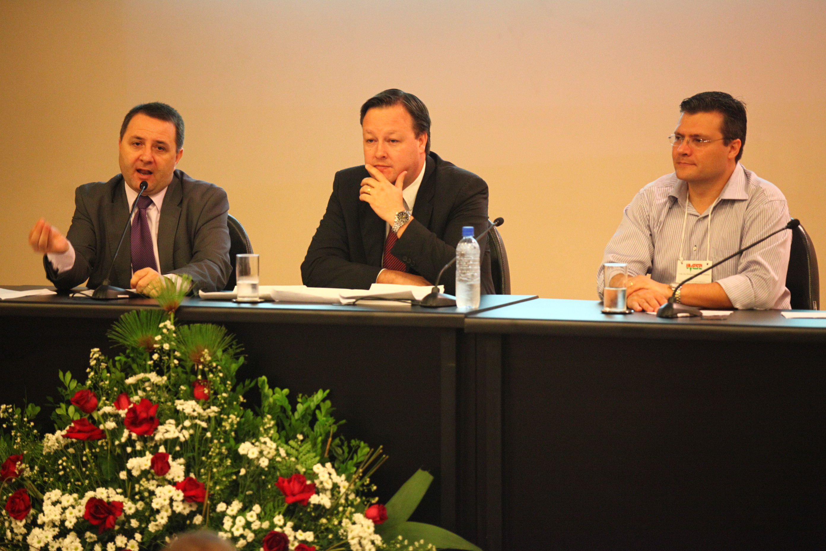 Congresso de Vereadores 2014 - Doutor Alexandre Canella (C) e Doutor Mauro Presotto (E)
