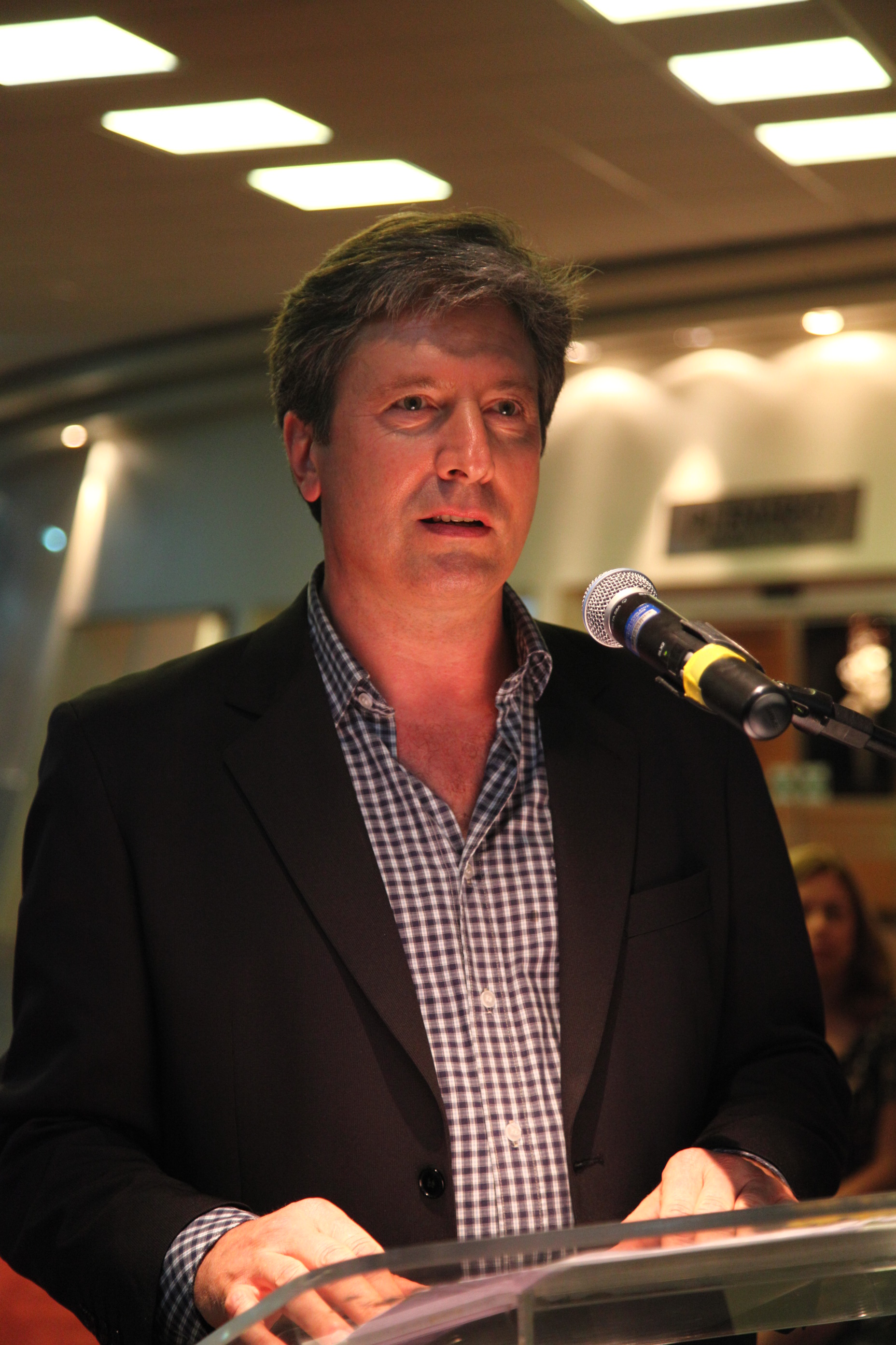 Lançamento Literário - Rancho Queimado na Rota das Neves - Philippe Debled