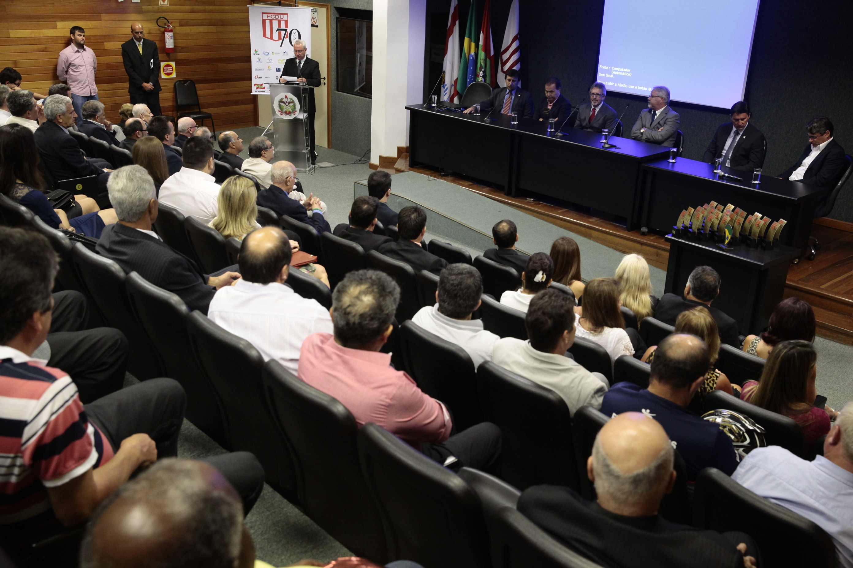 Solenidade alusiva aos 70 anos da Federação Catarinense do Desporto Universitário (FCDU). Foto: Miriam Zomer/Agência AL