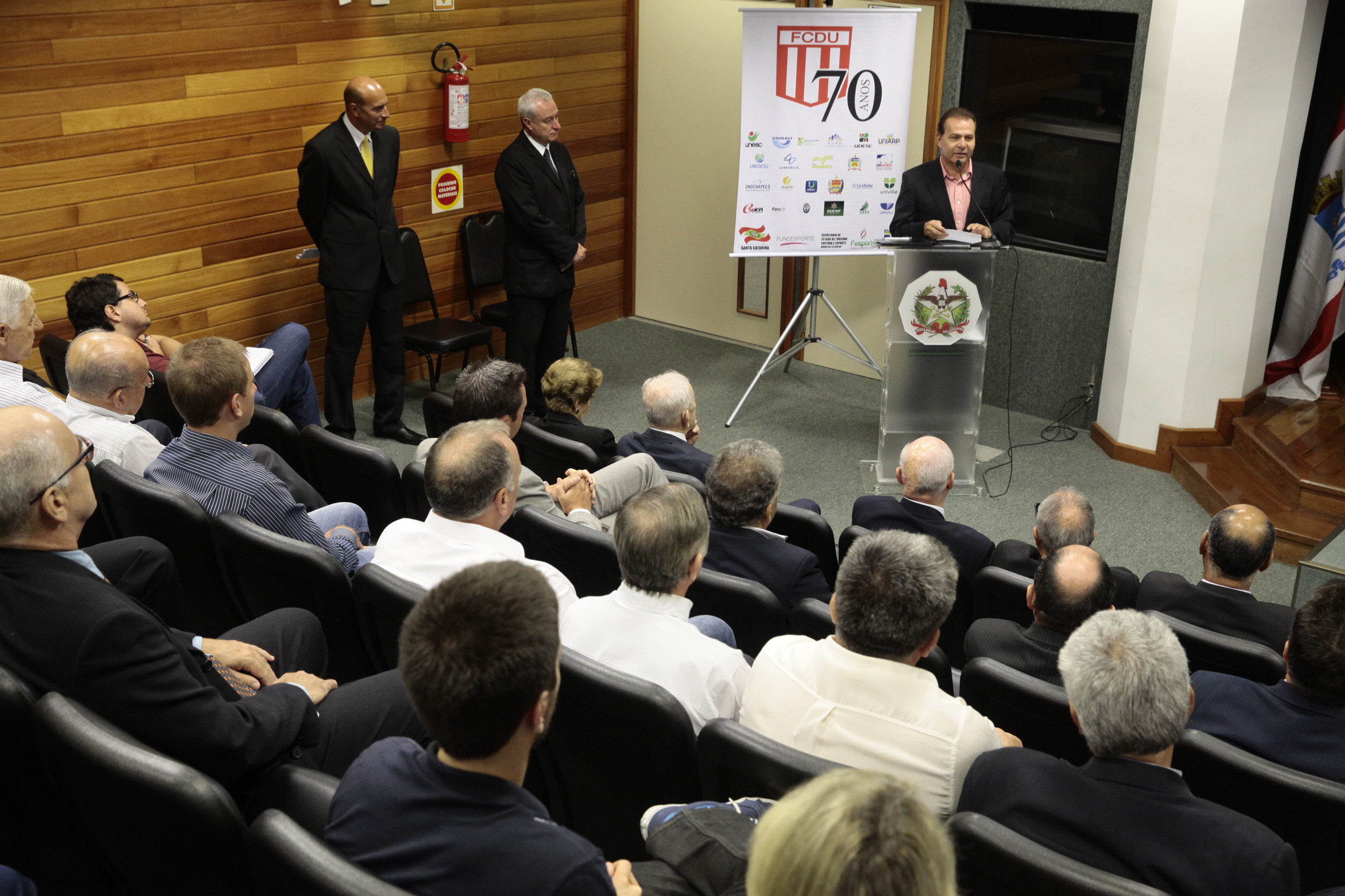 Solenidade alusiva aos 70 anos da Federação Catarinense do Desporto Universitário (FCDU). Foto: Miriam Zomer/Agência AL