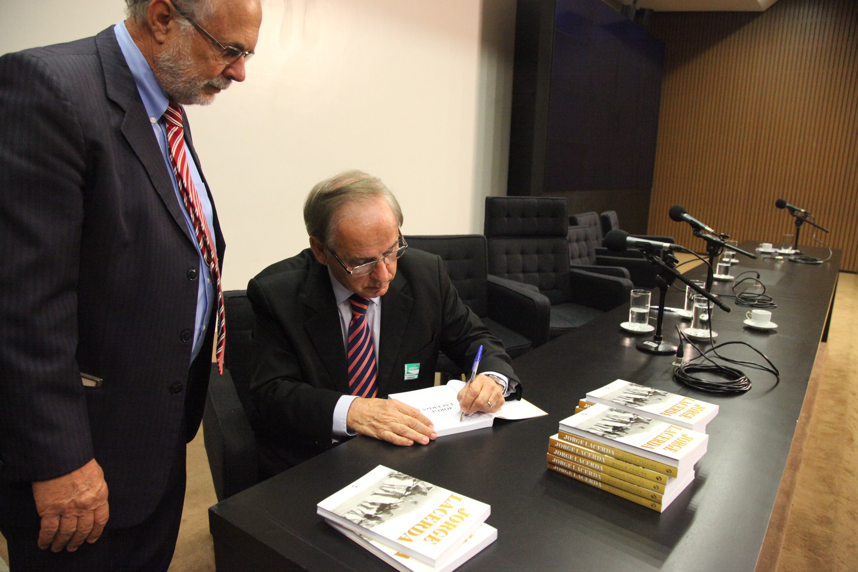 Sessão Solene em homenagem ao centenário de nascimento do ex-governador Jorge Lacerda realizada na Câmara dos Deputados Federais em Brasília. Foto: Fábio Queiroz / Agência AL