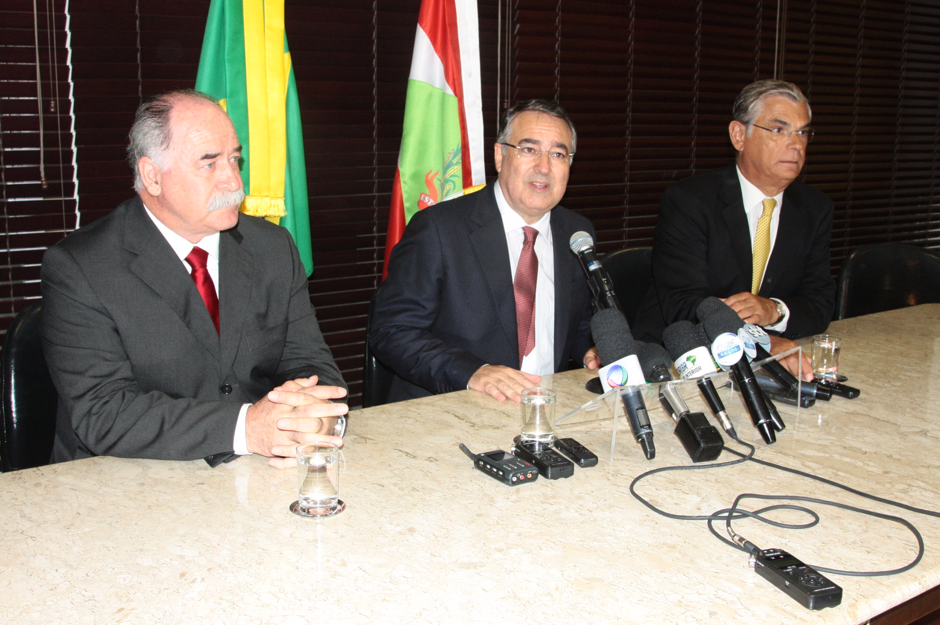 Coletiva com o Governador Raimundo Colombo. Foto: Eduardo Guedes de Oliveira/Agência AL