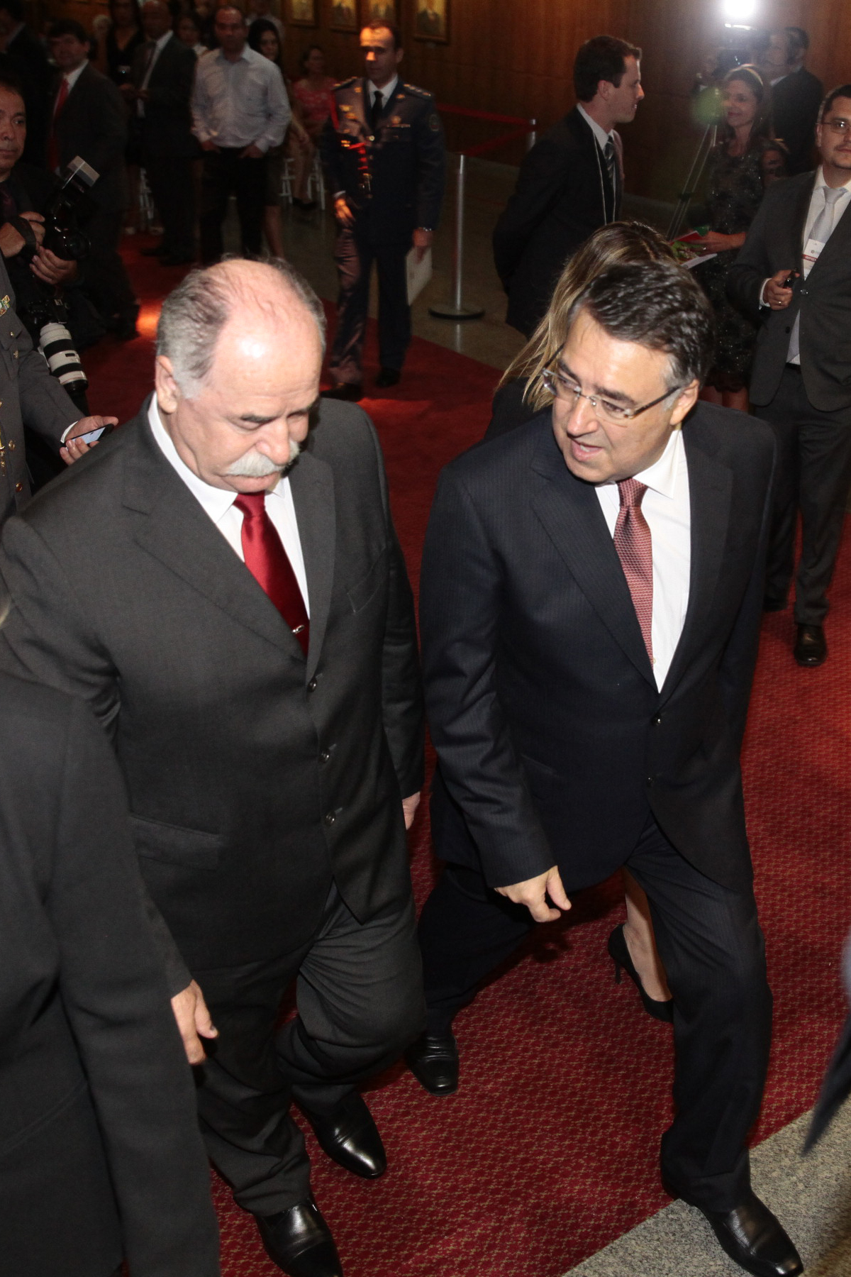 Deputado Romildo Titon recebe o Governador Raimundo Colombo. Foto:Miriam Zomer/Agência AL