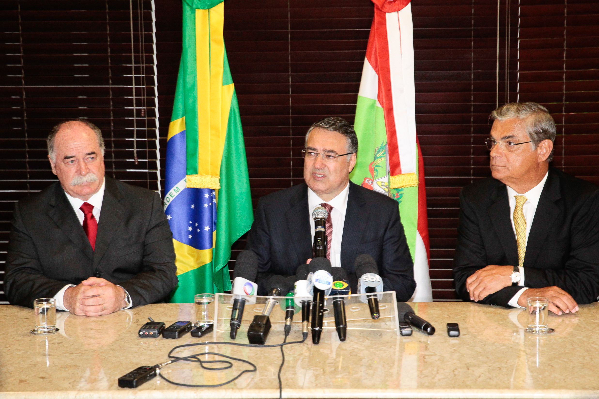 Coletiva com o Governador Raimundo Colombo. Foto: Miriam Zomer/Agência AL