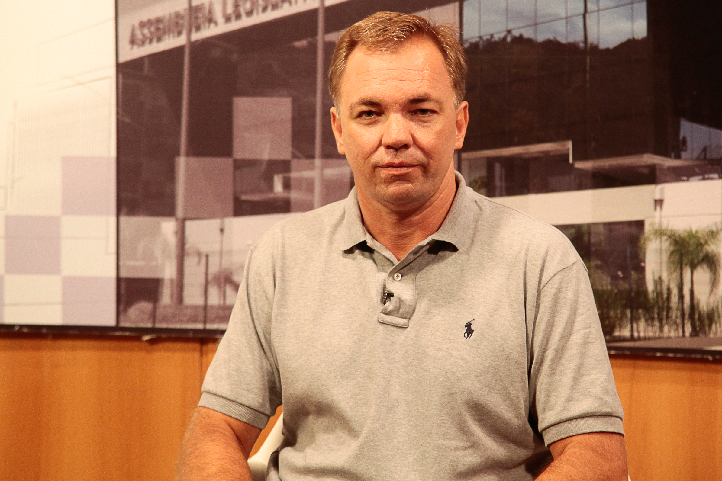 Deputado Gean Loureiro participa da gravação do Programa Fala Deputado. Fotos: Miriam Zomer/Agência AL