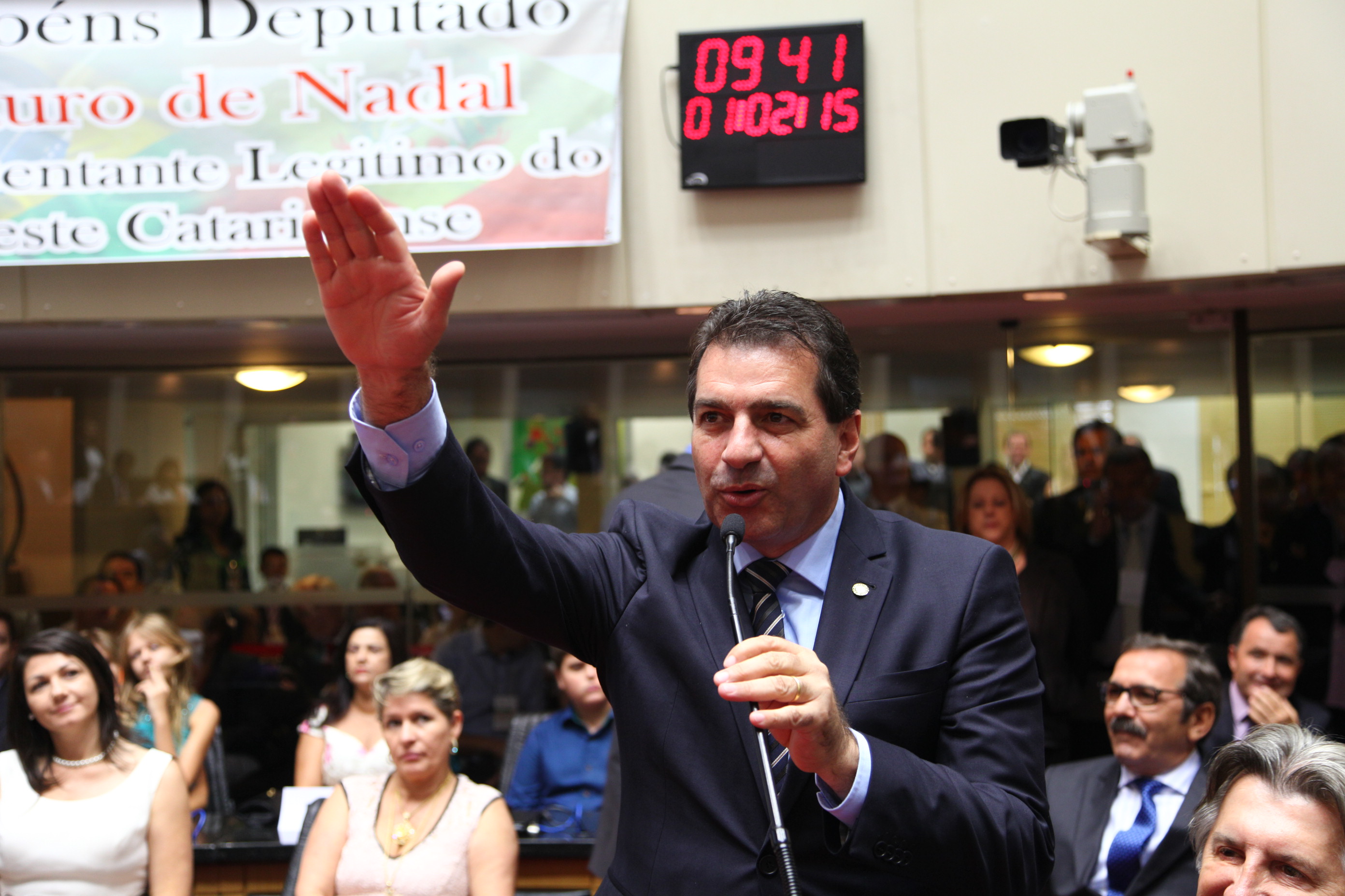 Juramento, Assinatura e Posse dos Deputados. Dep. Valdir Cobalchini (PMDB) - Foto: Solon Soares/Agência AL