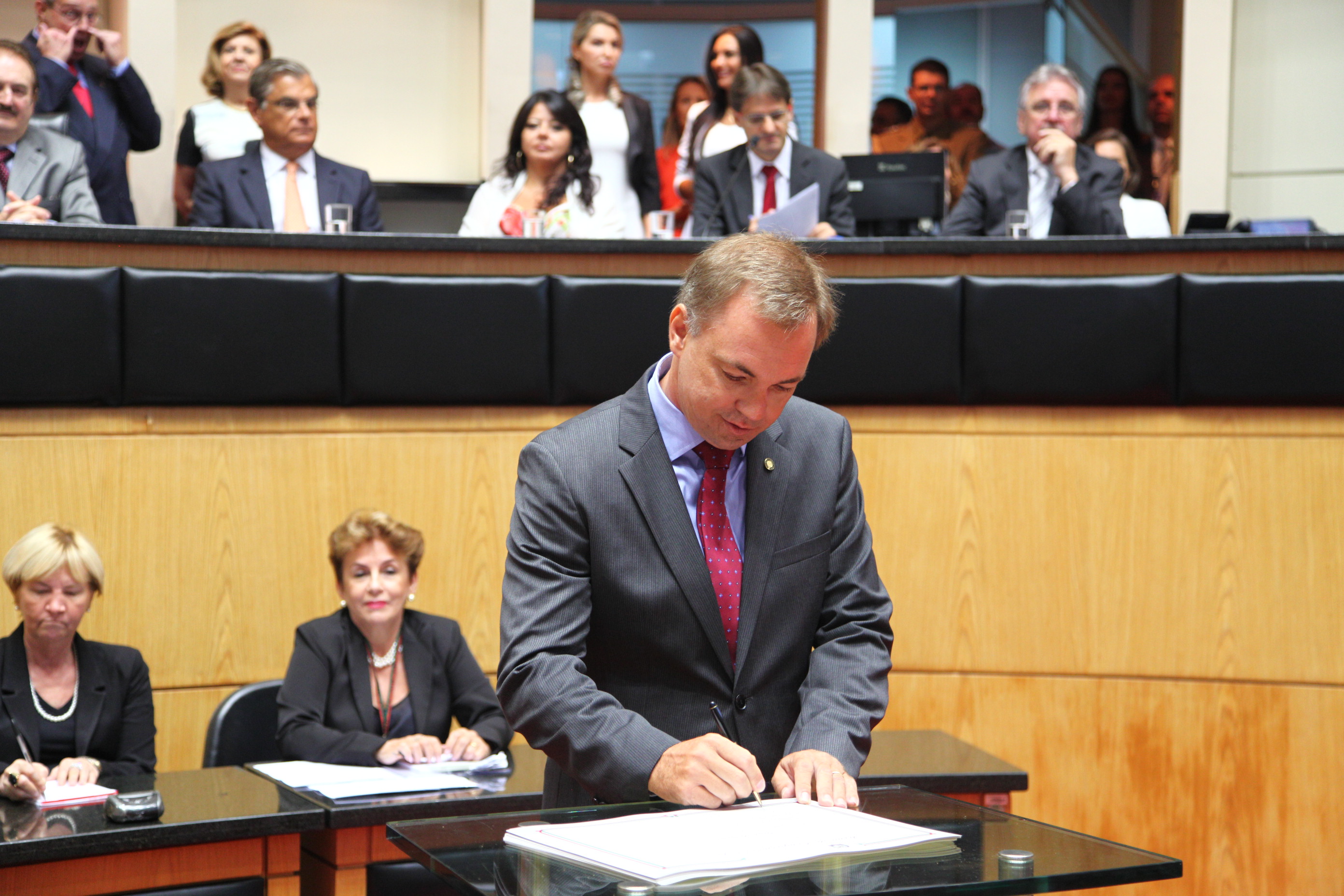 Juramento, Assinatura e Posse dos Deputados. Dep. Gean Loureiro (PMDB) Foto: Solon Soares/Agência AL