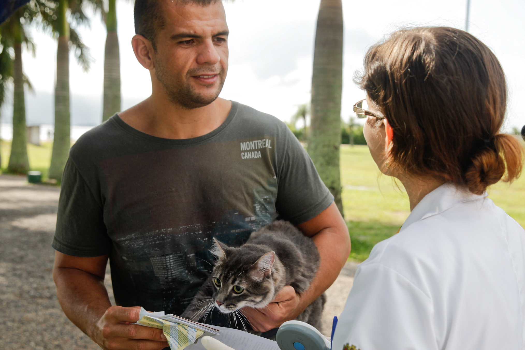 Aplicação de Microchips em Animais Domésticos - Foto: Juliana Stadnik / Agência AL