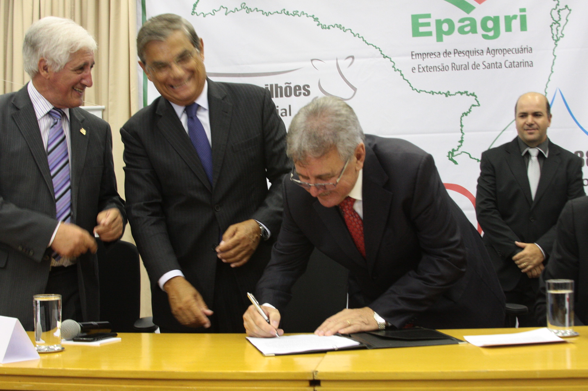 Posse do novo Secretário de Agricultura, Moacir Sopelsa. Foto: Eduardo Guedes de Oliveira / Agência AL