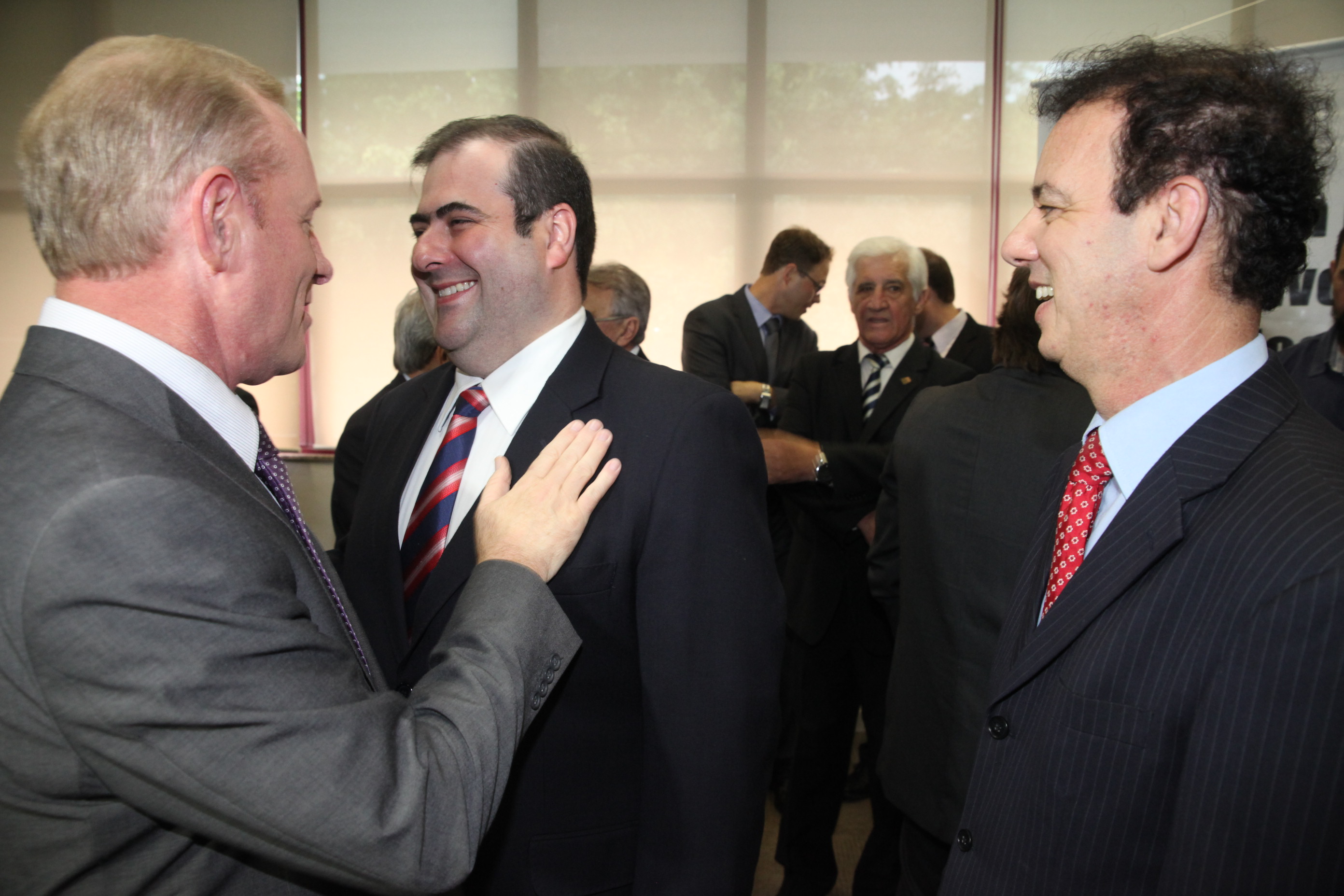 Carlos Chiodini toma posse como Secretário Estadual de Desenvolvimento Econômico Sustentável. Foto: Fábio Queiroz / Agência AL