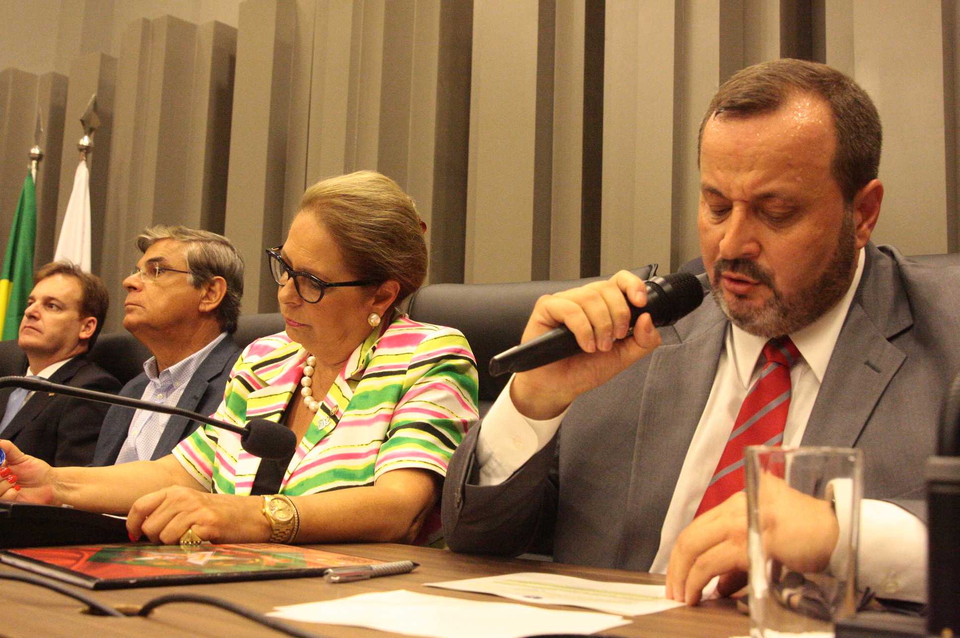 Deputada Ada de Luca (PMDB) toma posse como secretária de Estado da Justiça e Cidadania. Foto: Eduardo Guedes de Oliveira / Agência AL