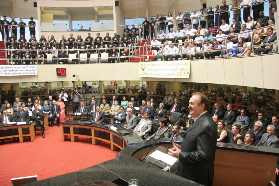Sessão homenageia os 63 anos da Igreja do Evangelho Quadrangular no Brasil