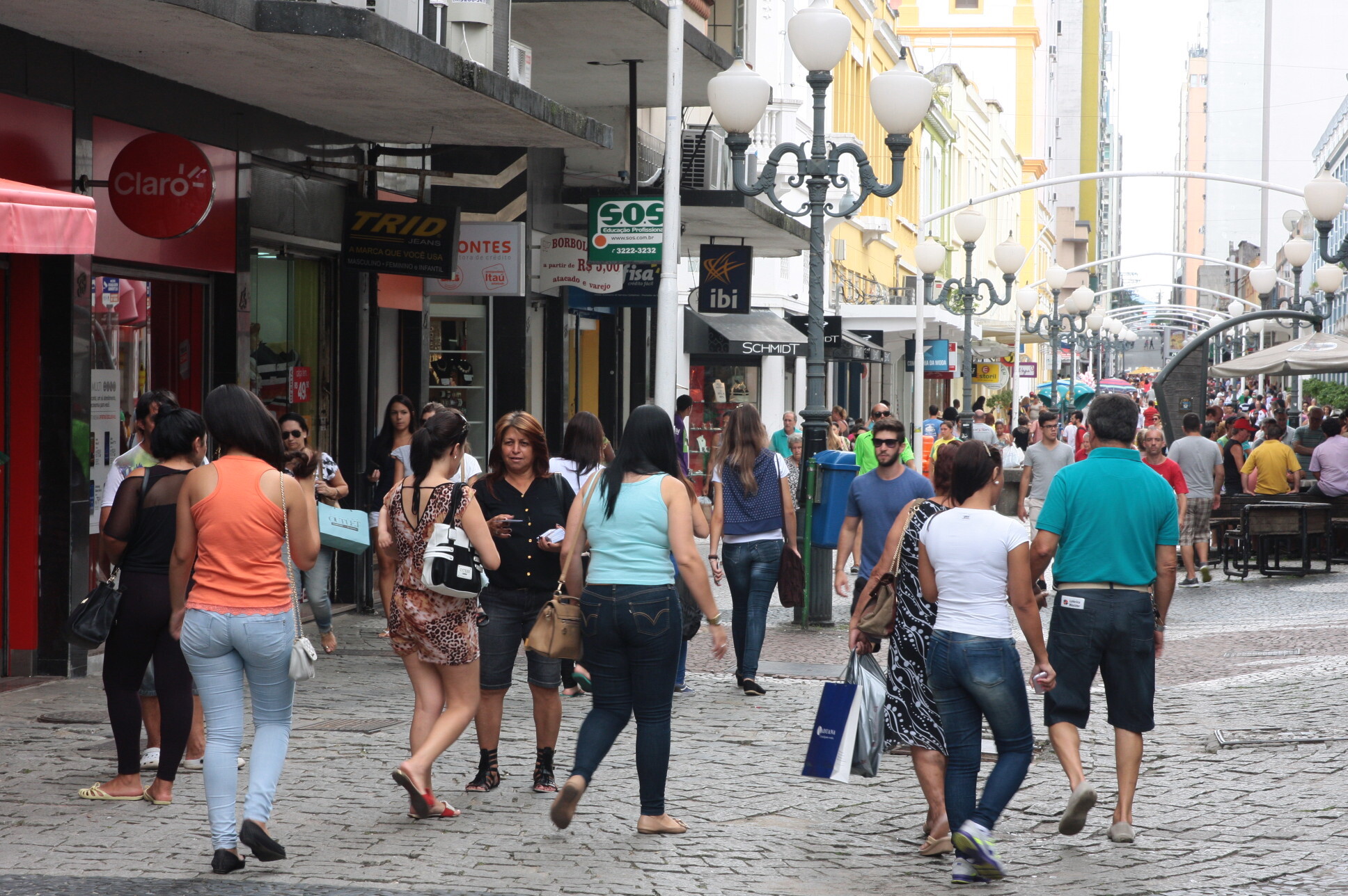 Catarinenses começam o ano mais endividados