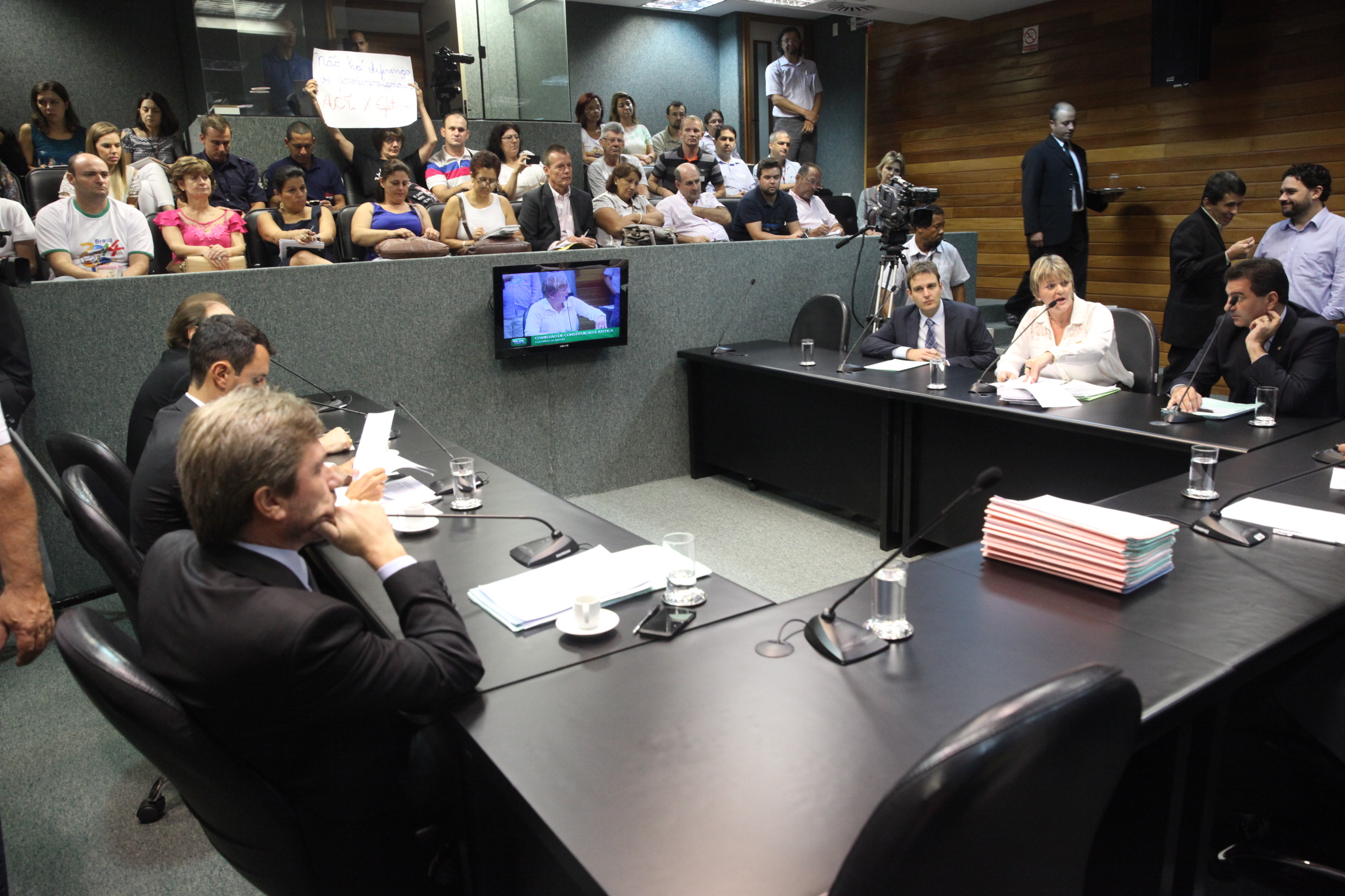 Reunião da Comissão de Constituição e Justiça. Foto: Fábio Queiroz / Agência AL