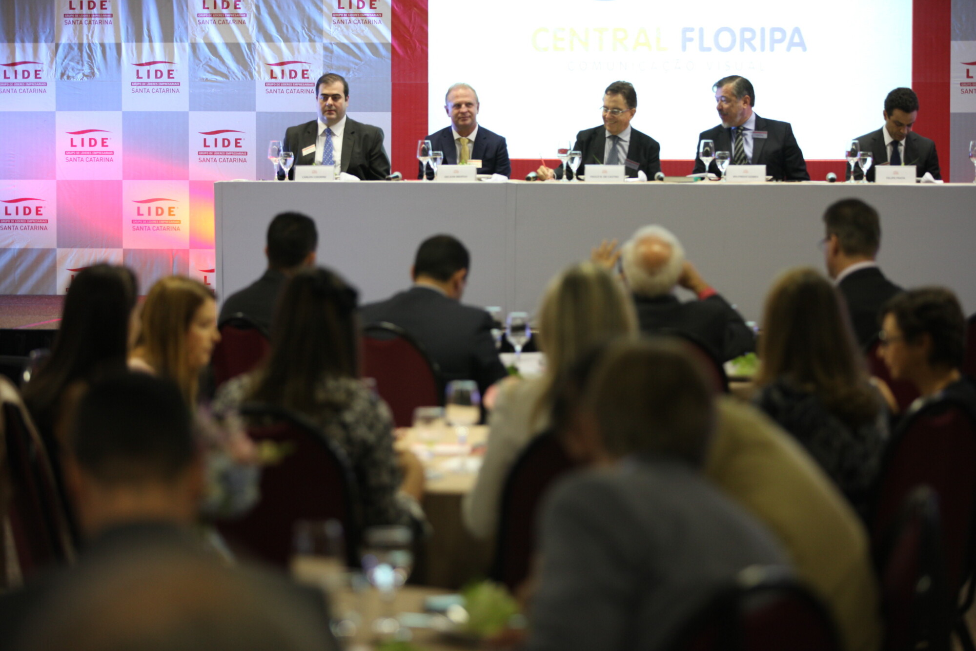 Evento discute perspectivas da economia brasileira para 2015