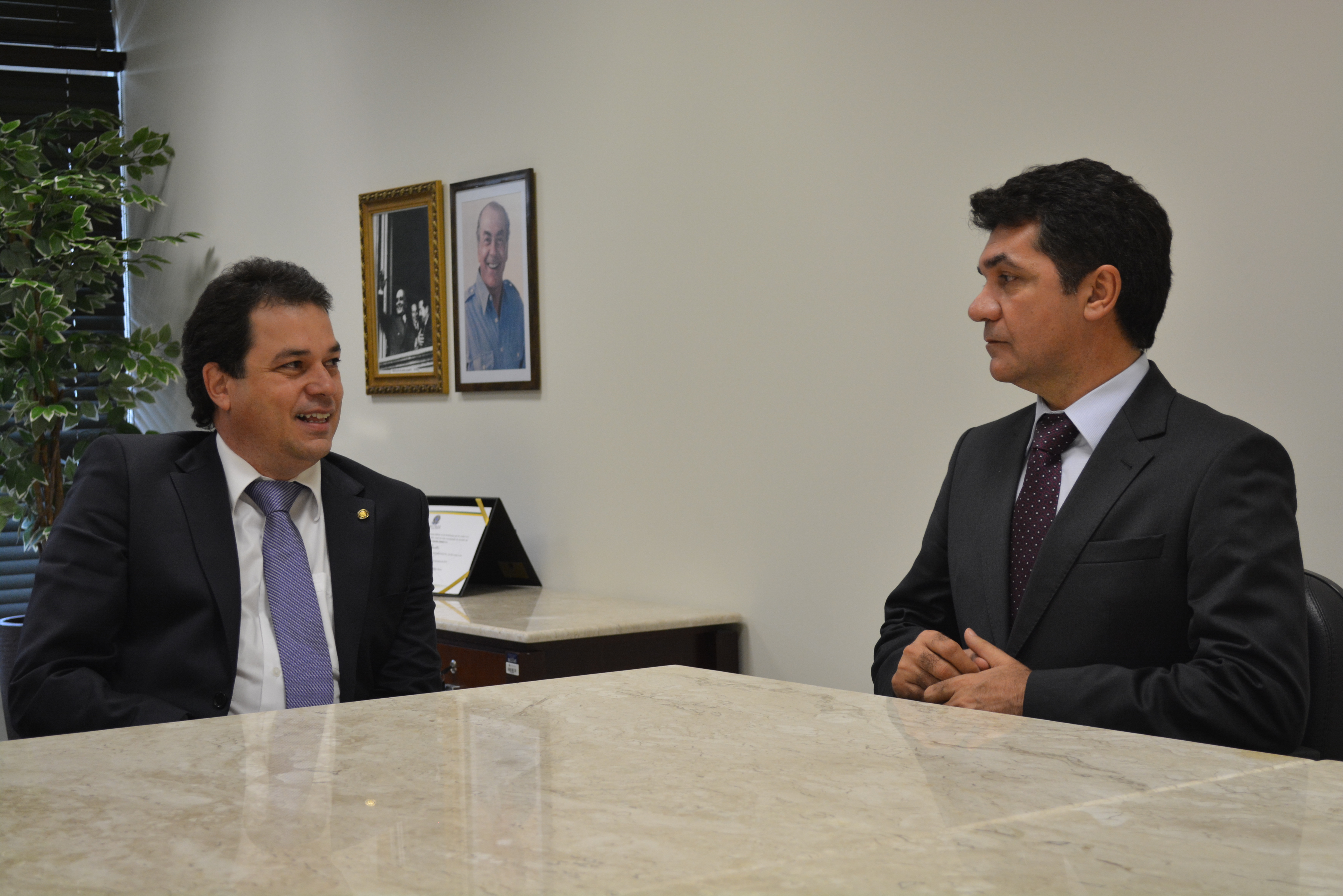 Deputado Rodrigo Minotto recebe prefeito de Criciúma