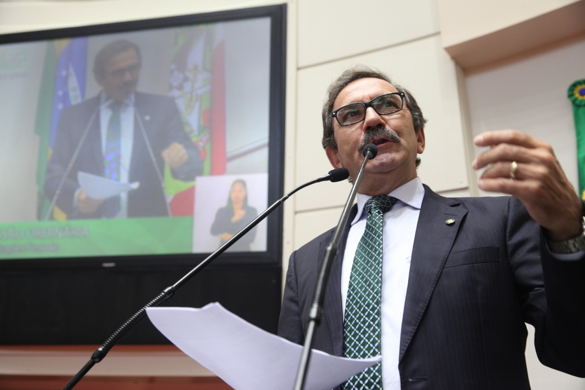 Deputados alertam para aumento de casos de dengue no Estado