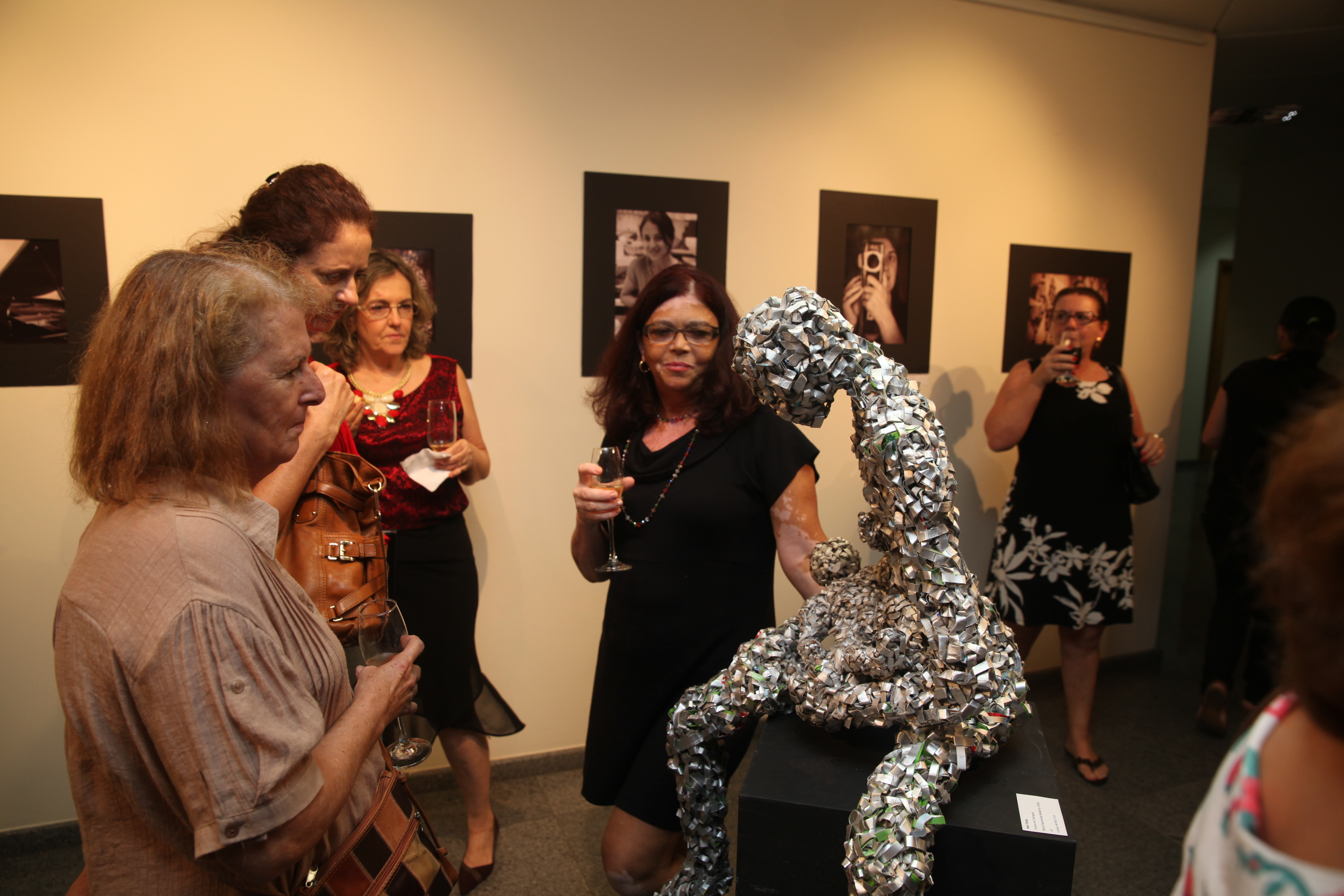 Exposição Mulheres que fazem arte