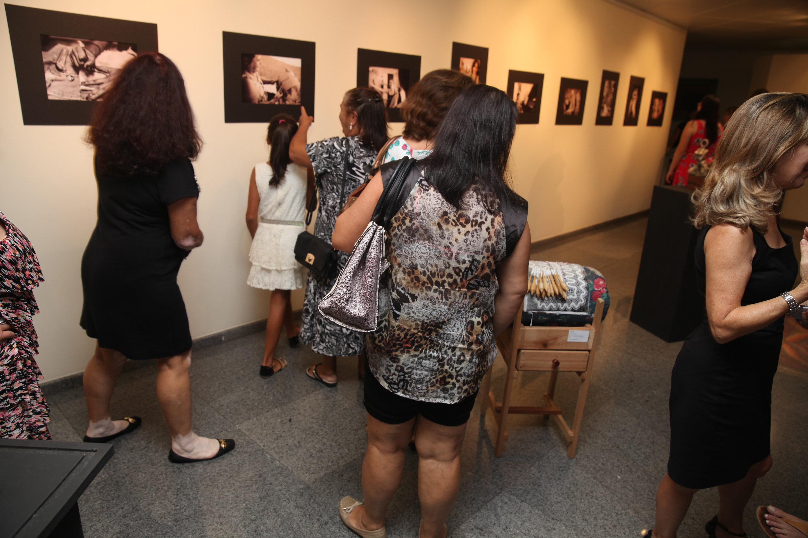 Exposição Mulheres que fazem arte