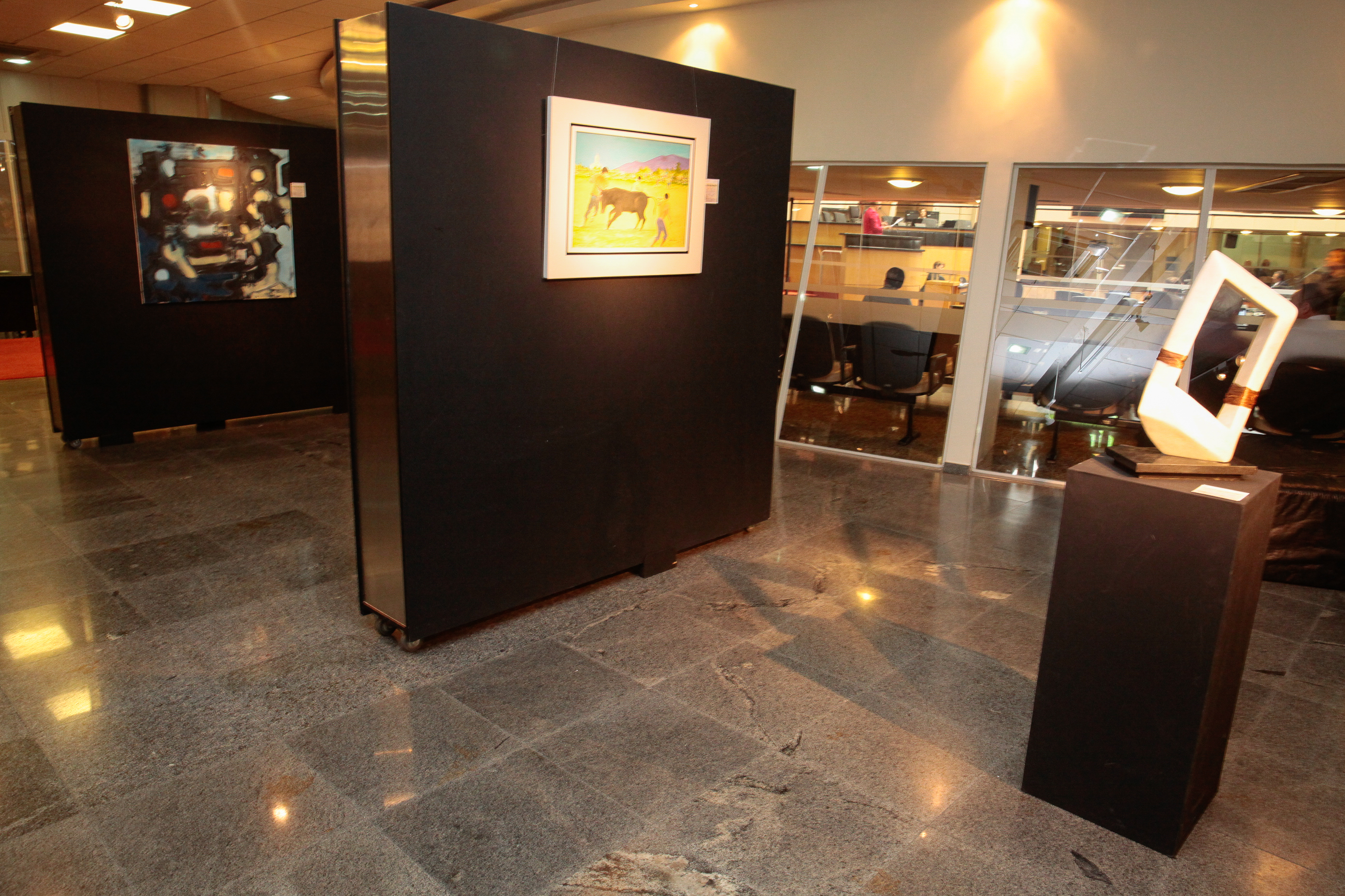 Exposição de telas 40 anos ... Entornos e Retornos. Foto: Miriam Zomer/Agência AL