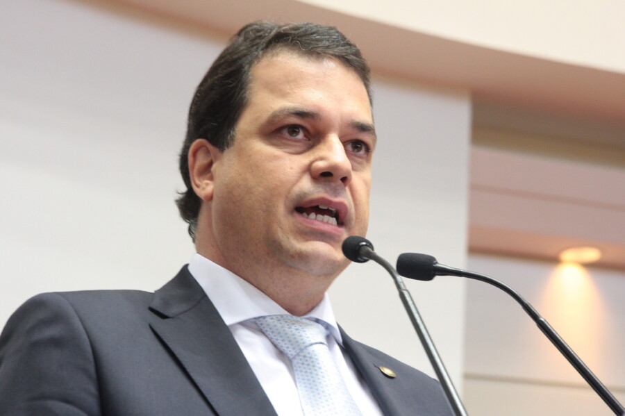 Deputado Rodrigo Minotto com o ministro Manoel Dias