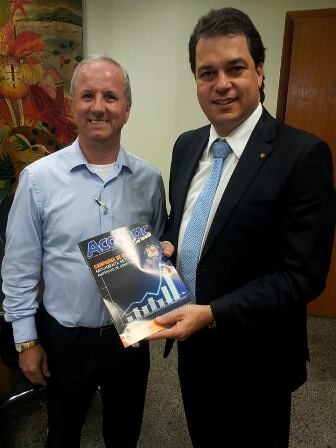 Deputado Rodrigo Minotto recebe diretor da Acomac Sul