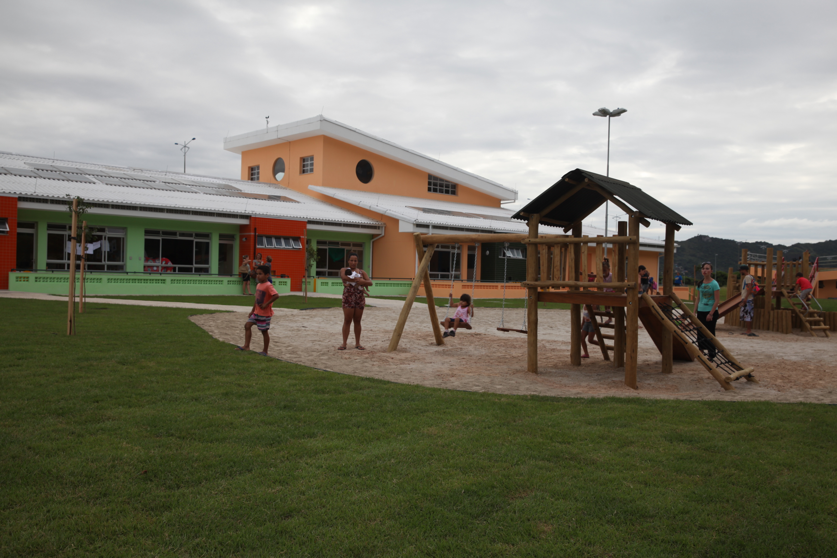 Inauguração da Creche Hassis, a primeira da rede municipal com padrão internacional de sustentabilidade. Foto: Miriam Zomer/Agência AL