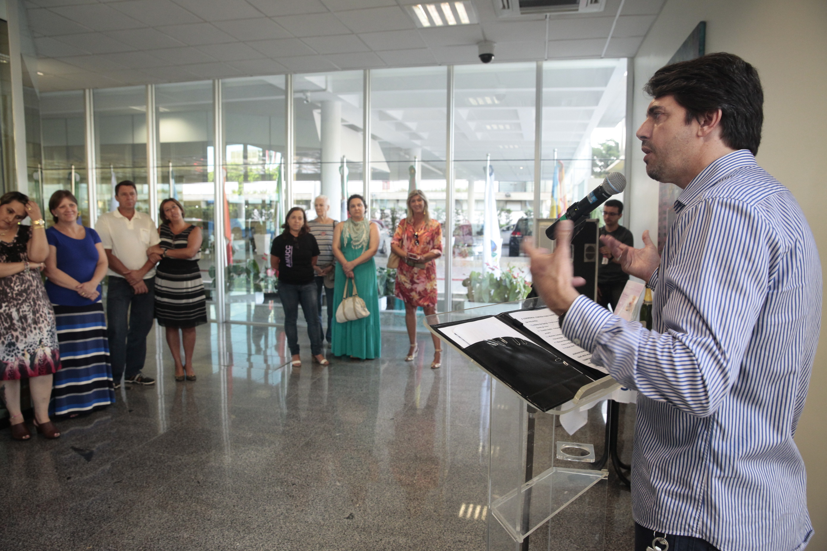 Abertura da exposição fotográfica De corpo e alma - que expõe mulheres mastectomizadas. Foto: Eduardo Guedes de Oliveira / Agência AL