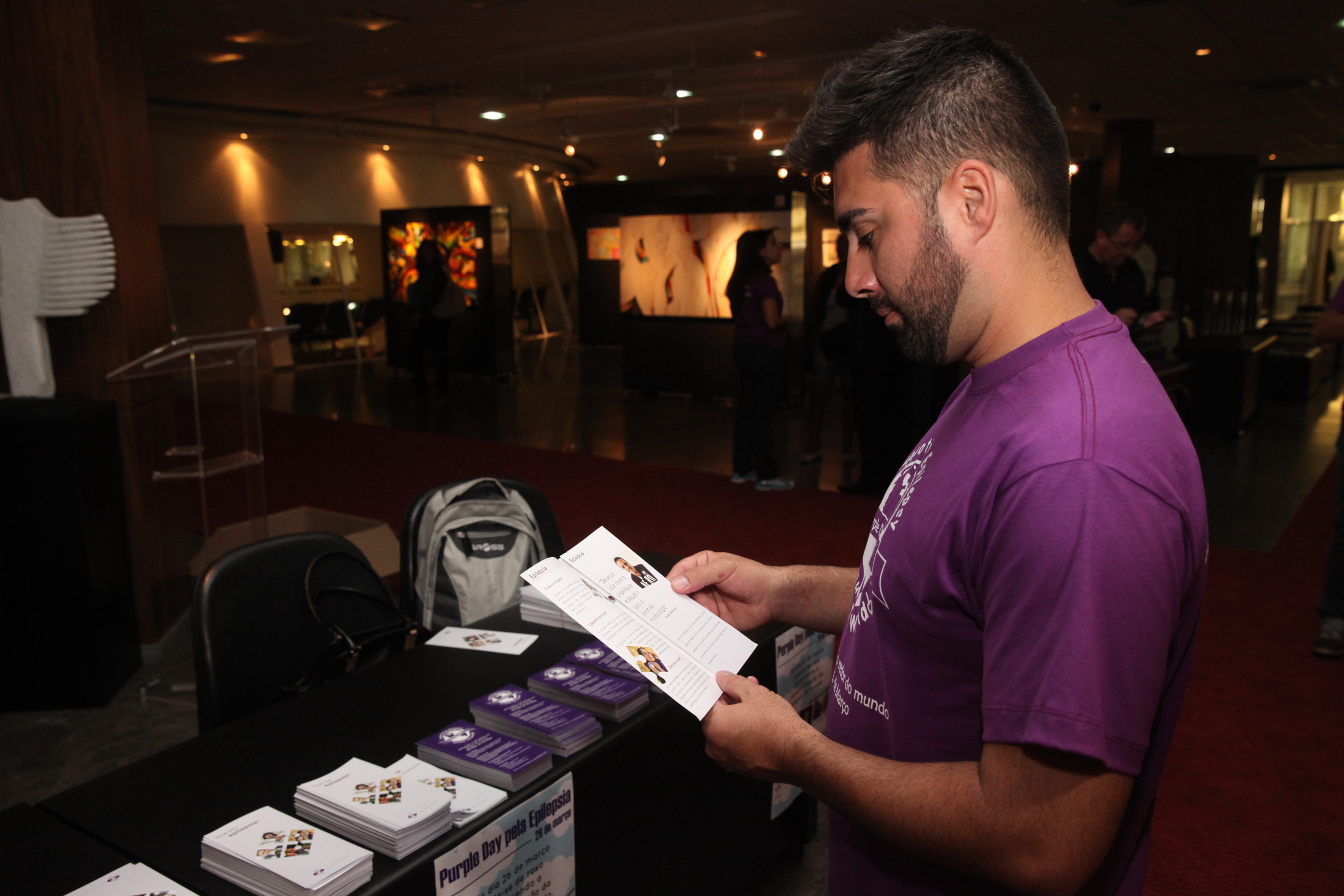 Comemoração do Day Purple - Dia Internacional da Epilepsia. Foto: Fábio Queiroz / Agência AL