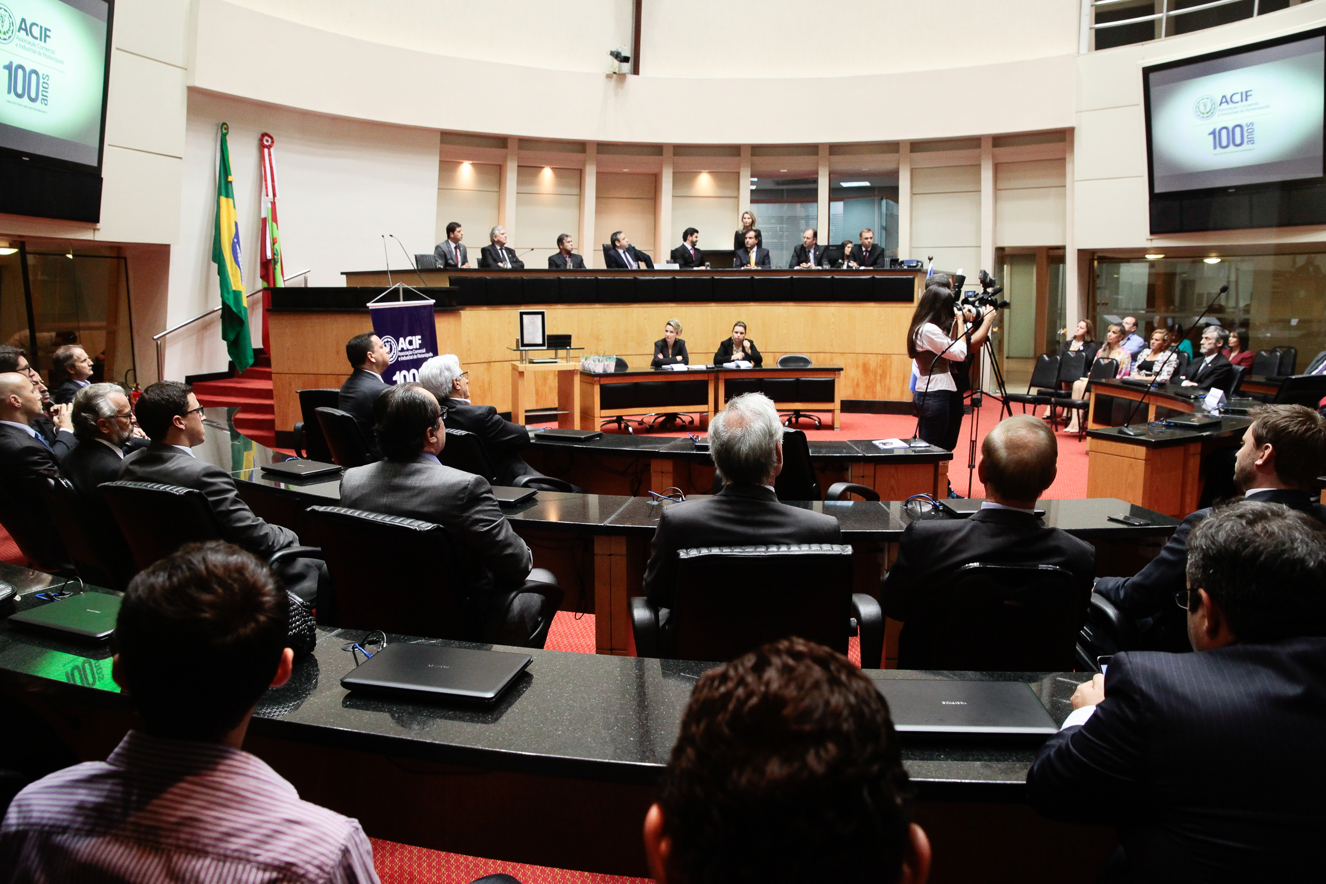 Sessão Especial em homenagem à Associação Comercial e Industrial de Florianópolis - ACIF pela passagem dos seus cem anos de fundação. Foto: Miriam Zomer/Agência AL