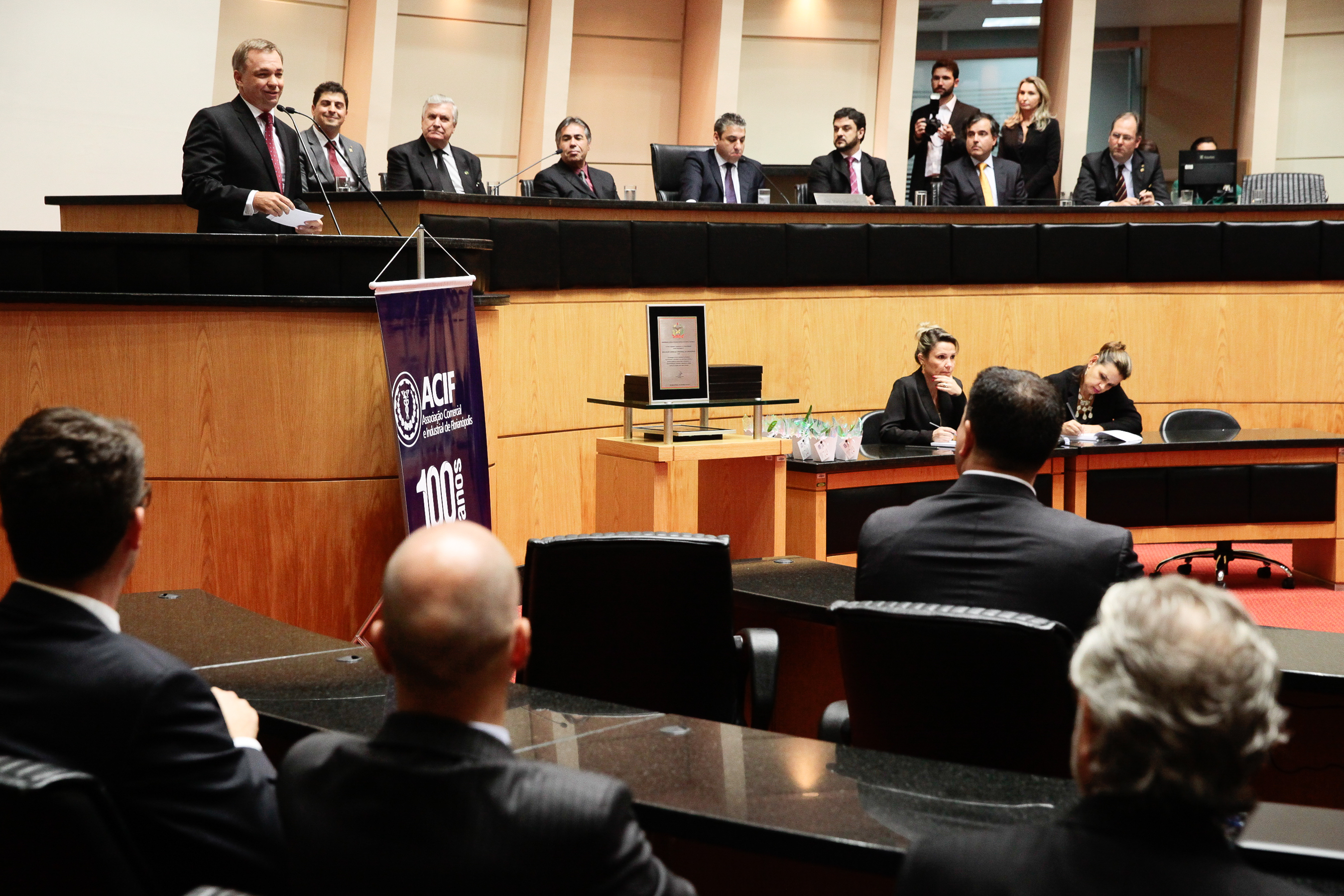 Sessão Especial em homenagem à Associação Comercial e Industrial de Florianópolis - ACIF pela passagem dos seus cem anos de fundação. Foto: Miriam Zomer/Agência AL