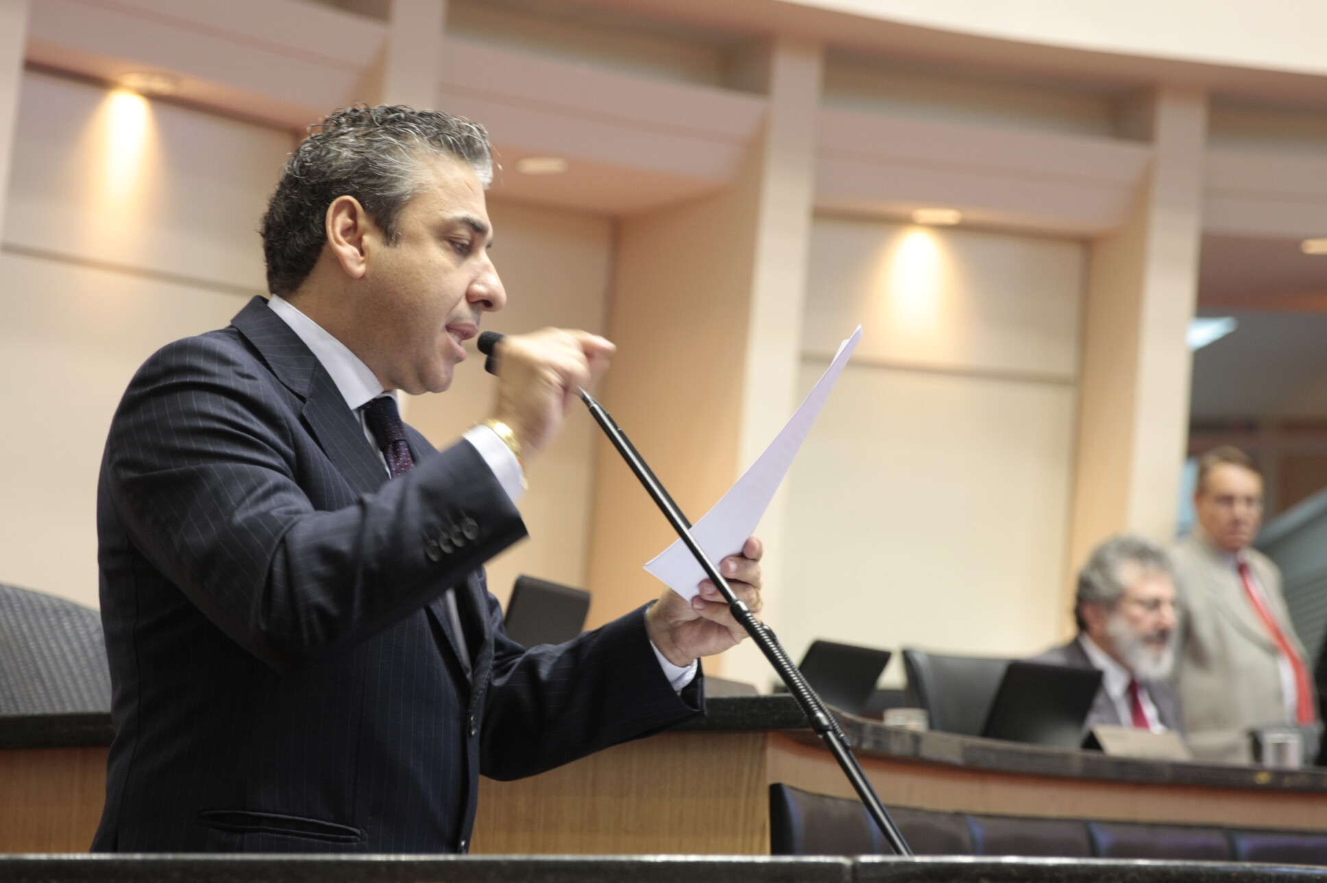 Deputado apresenta PLC para alterar Lei do Artigo 170