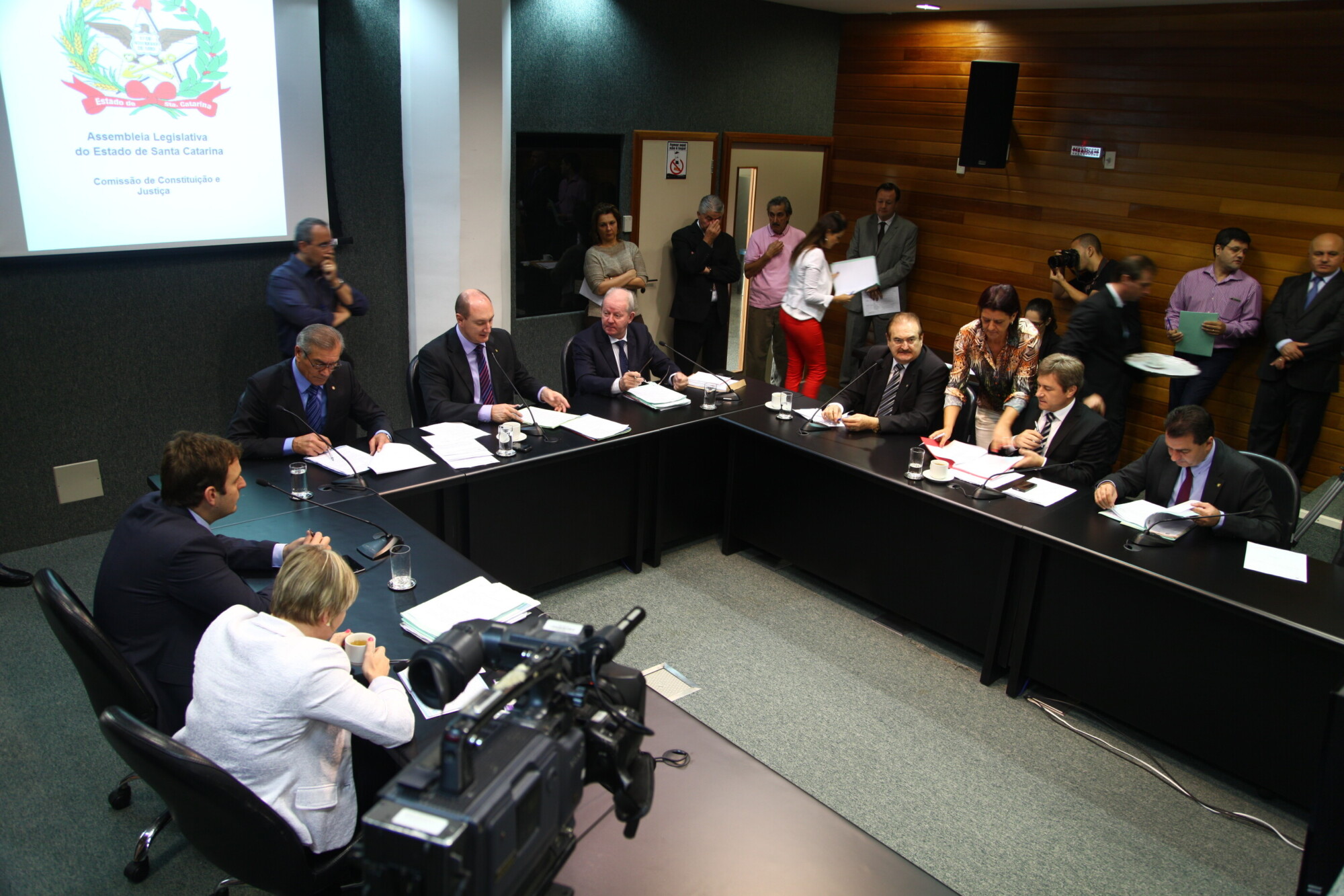 CCJ aprovou projeto que assegura presença de acompanhante em enfermarias. FOTOS: Solon Soares/Agência AL