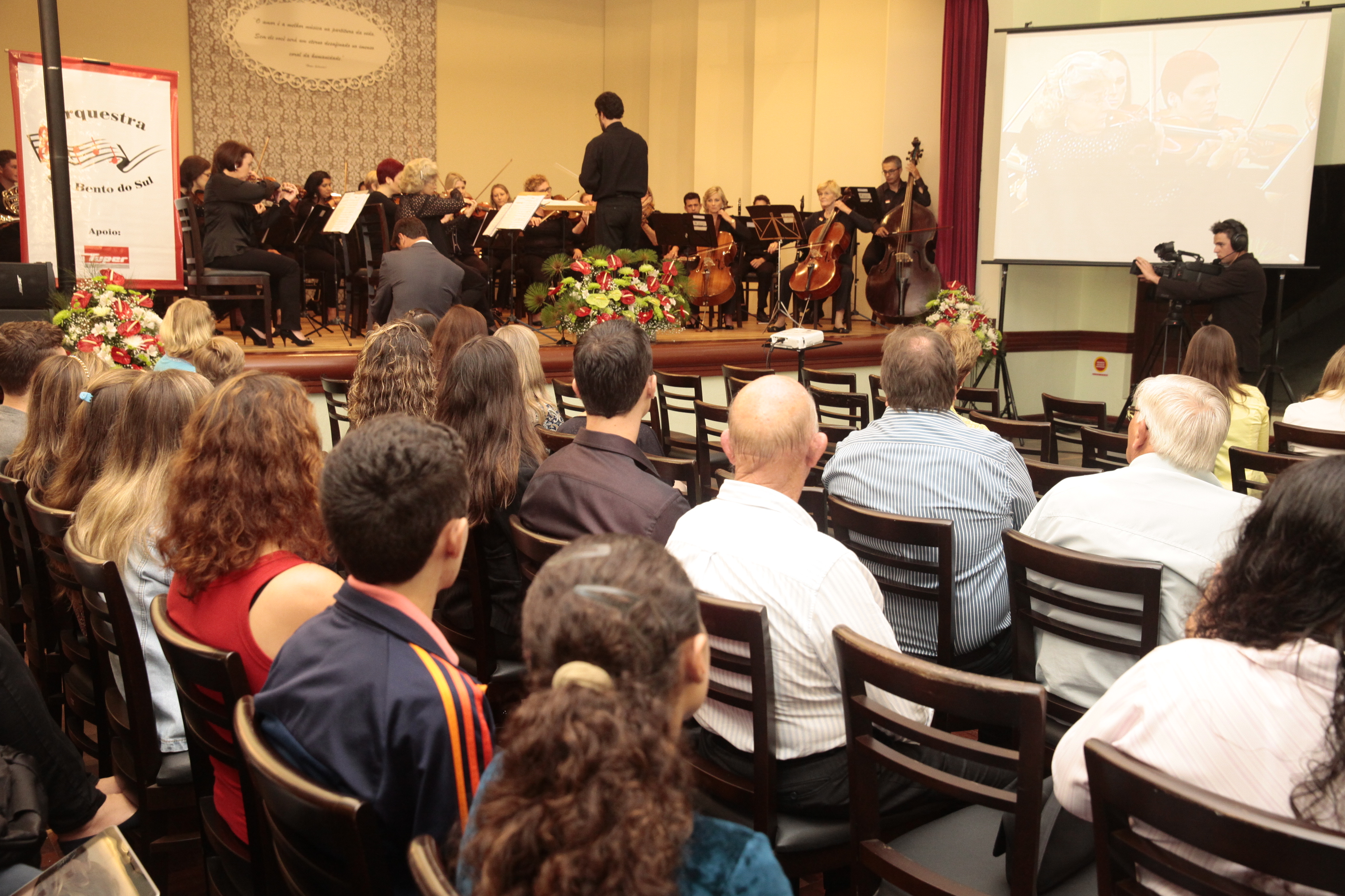 Sessão Solene em homenagem à Orquestra  São Bento do Sul pela passagem de seus 60 anos de fundação. Foto: Miriam Zomer/Agência AL