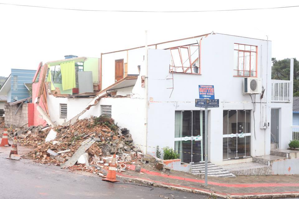 Exército está em SC para ajuda à cidades atingidas pelo tornado