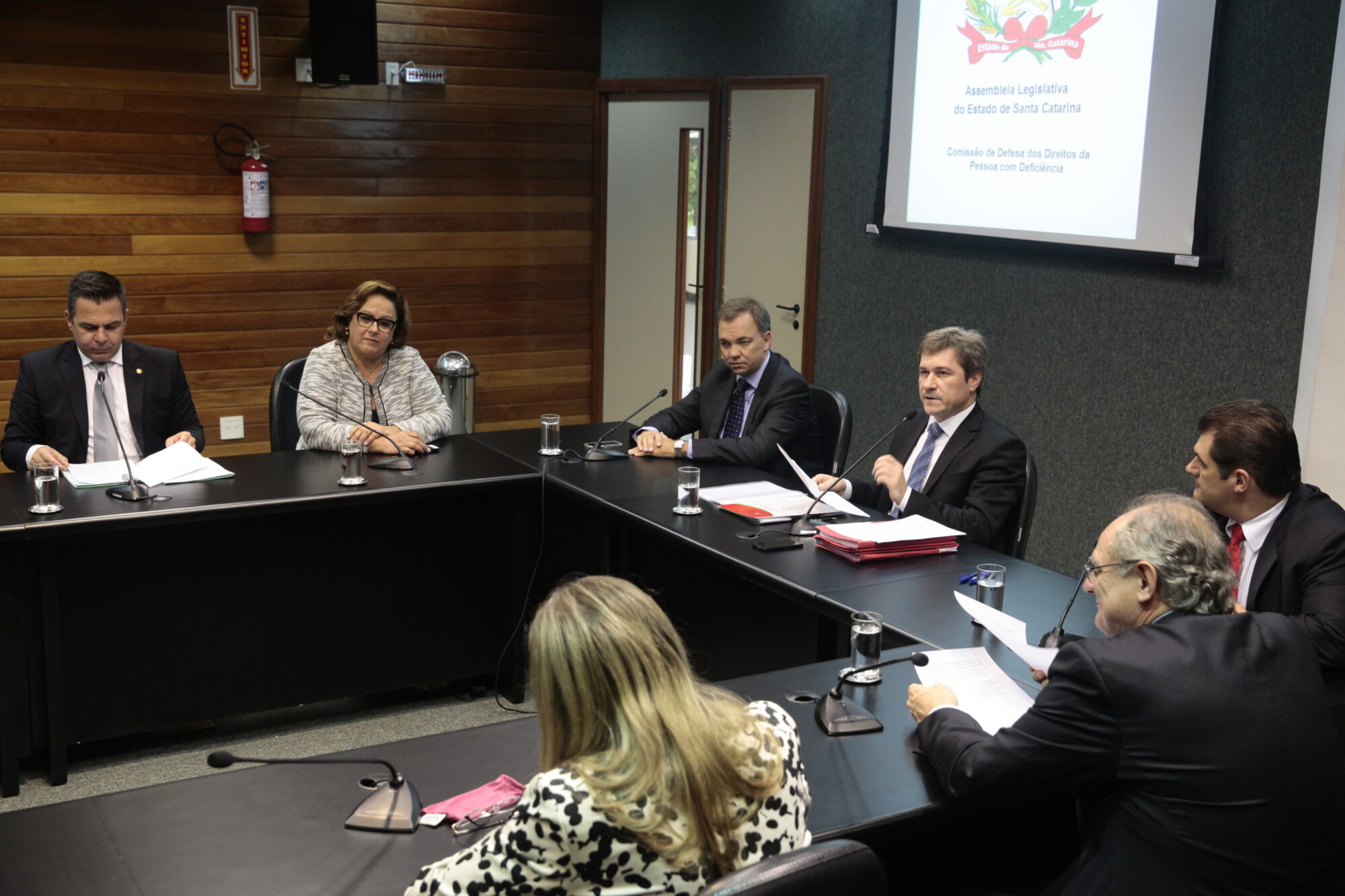 FCEE apresenta cronograma de reestruturação de espaço físico